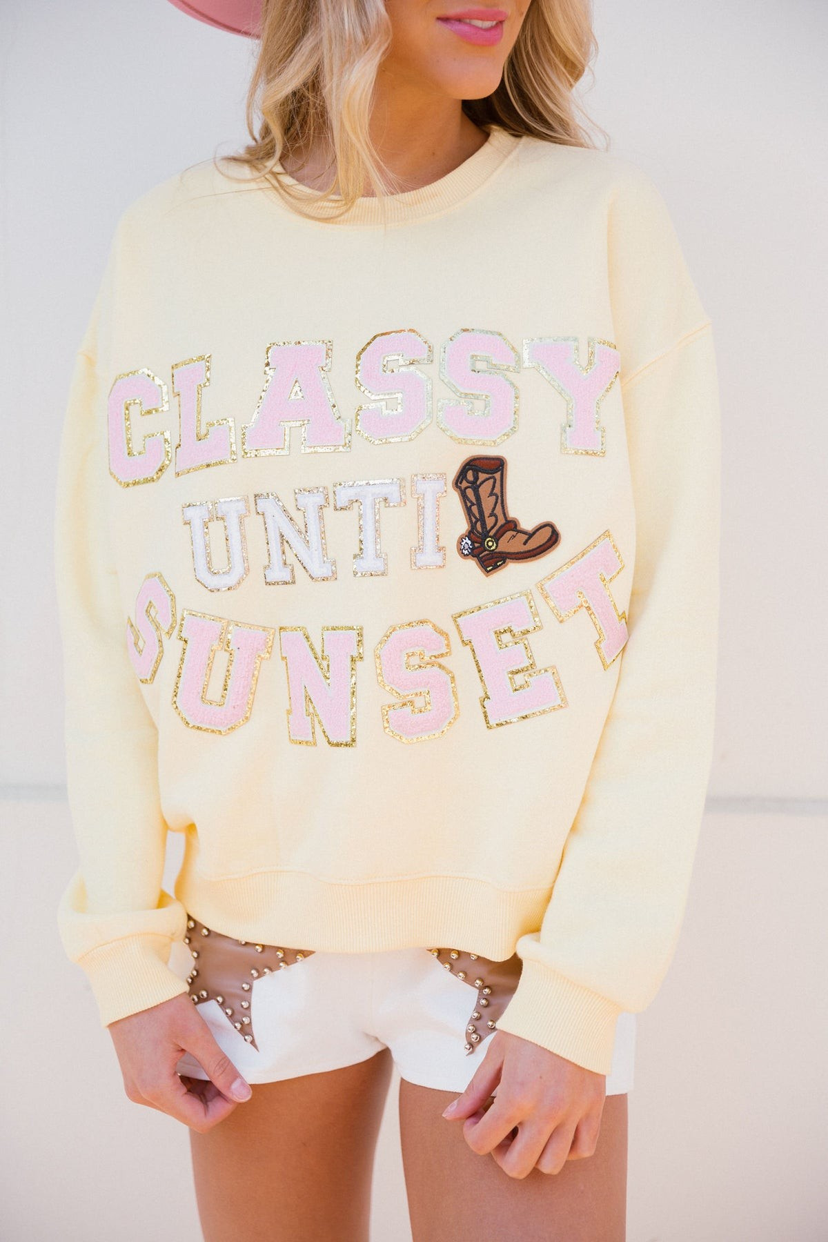 CLASSY UNTIL SUNSET YELLOW PULLOVER | Judith March