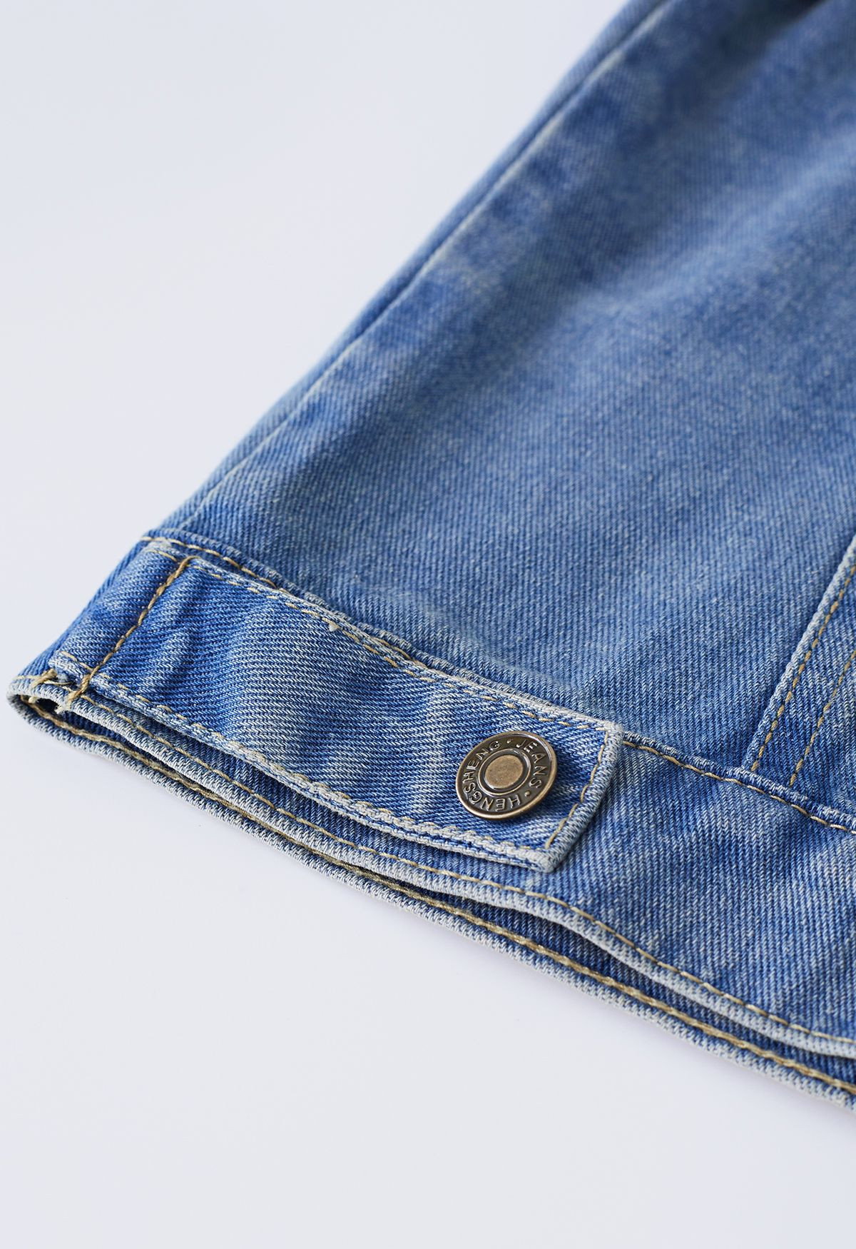 Light Wash Collarless Denim Jacket | Chicwish