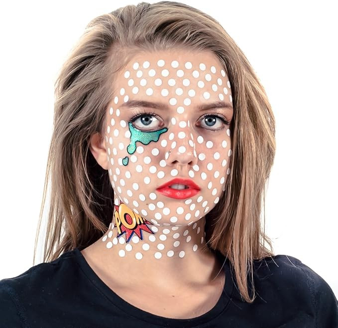 Comic Girl Cosmetic Kit | Amazon (US)