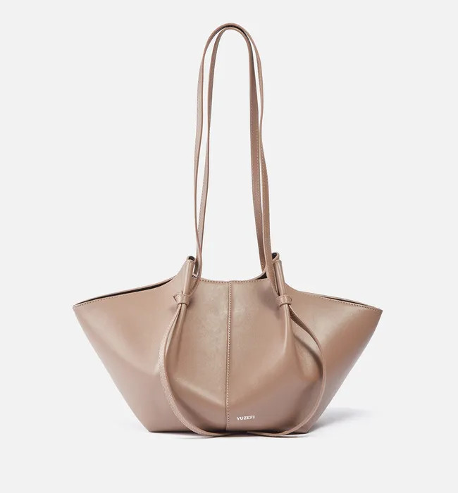 Yuzefi Mochi Leather Tote Bag | Coggles (Global)