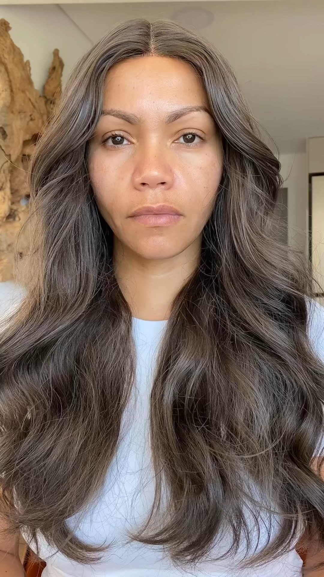 Sem corretivo. Sem contorno. Só base e esse pó solto. O resultado?

#PeleNatural #CleanLook #MakeLeve #PelePerfeita #MakeReal @sheglam_official @sheinofficial #MaquiagemSimples #DicaDeBeleza #BeautyHack #ShekLan #MaquiagemGlow #PeleDeMilhões #MakeTutorial #BelezaSemFiltro#DicaDeMake #MaquiagemDoDia #MakeNacional #PeleBrasileira #MakeLevinha #TruqueDeMaquiagem