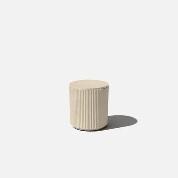 demi chill side table | Veradek