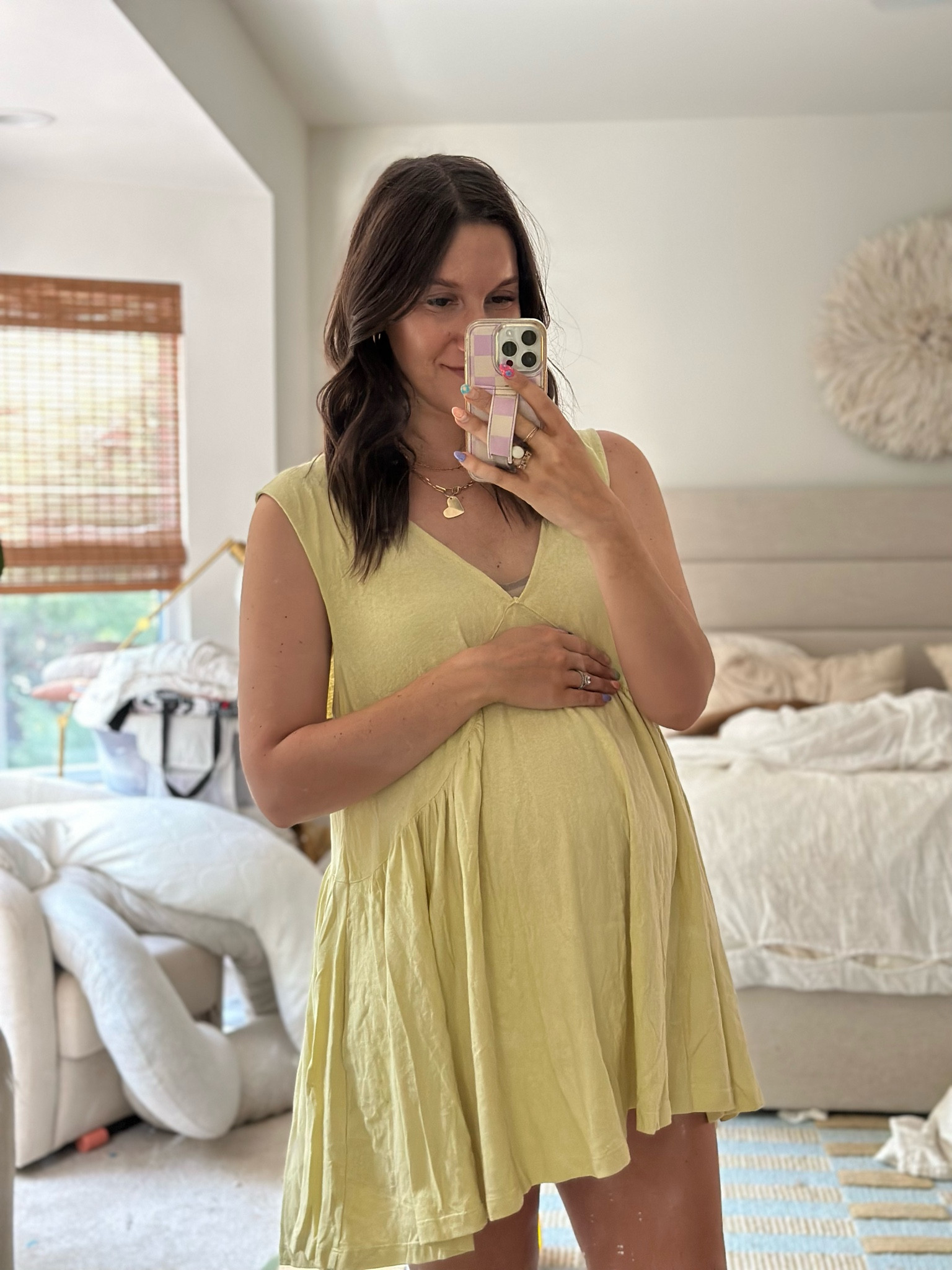 Highly recommend shorts under if you’re long torso’d like me (esppp with a bump) but I love the lay of this!
Wearing a medium!