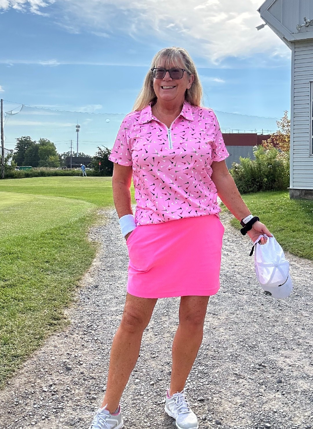 Make it golf style but make it bright and fun 



#LTKActive #LTKOver40 #LTKMidsize