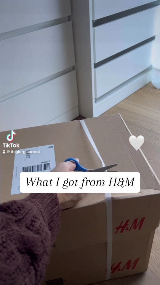 H&M sale haul🤍

#LTKSeasonal #LTKworkwear #LTKGiftGuide