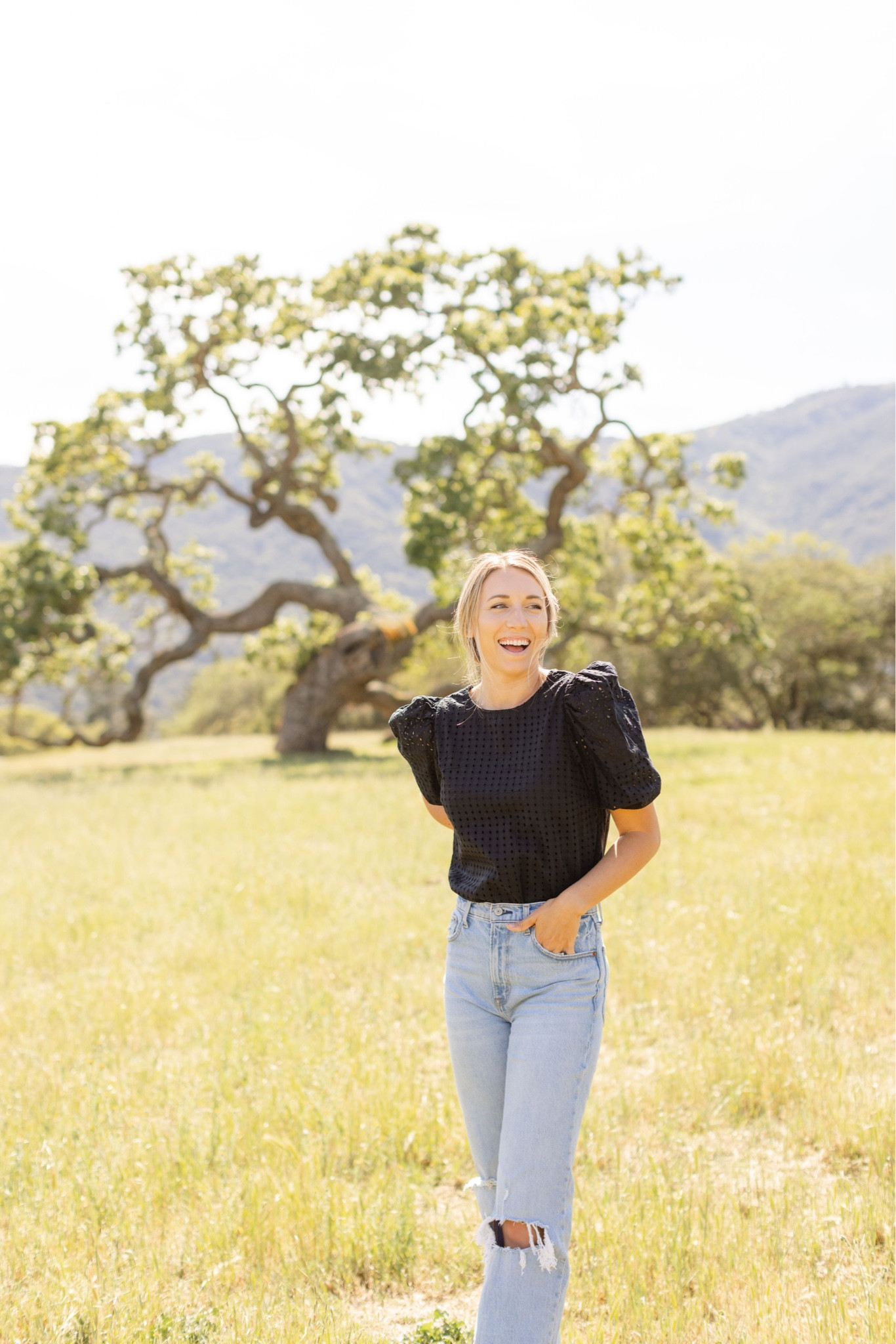 Best jeans at Abercrombie . High waisted & long! 

#LTKsalealert #LTKfindsunder100 #LTKSpringSale