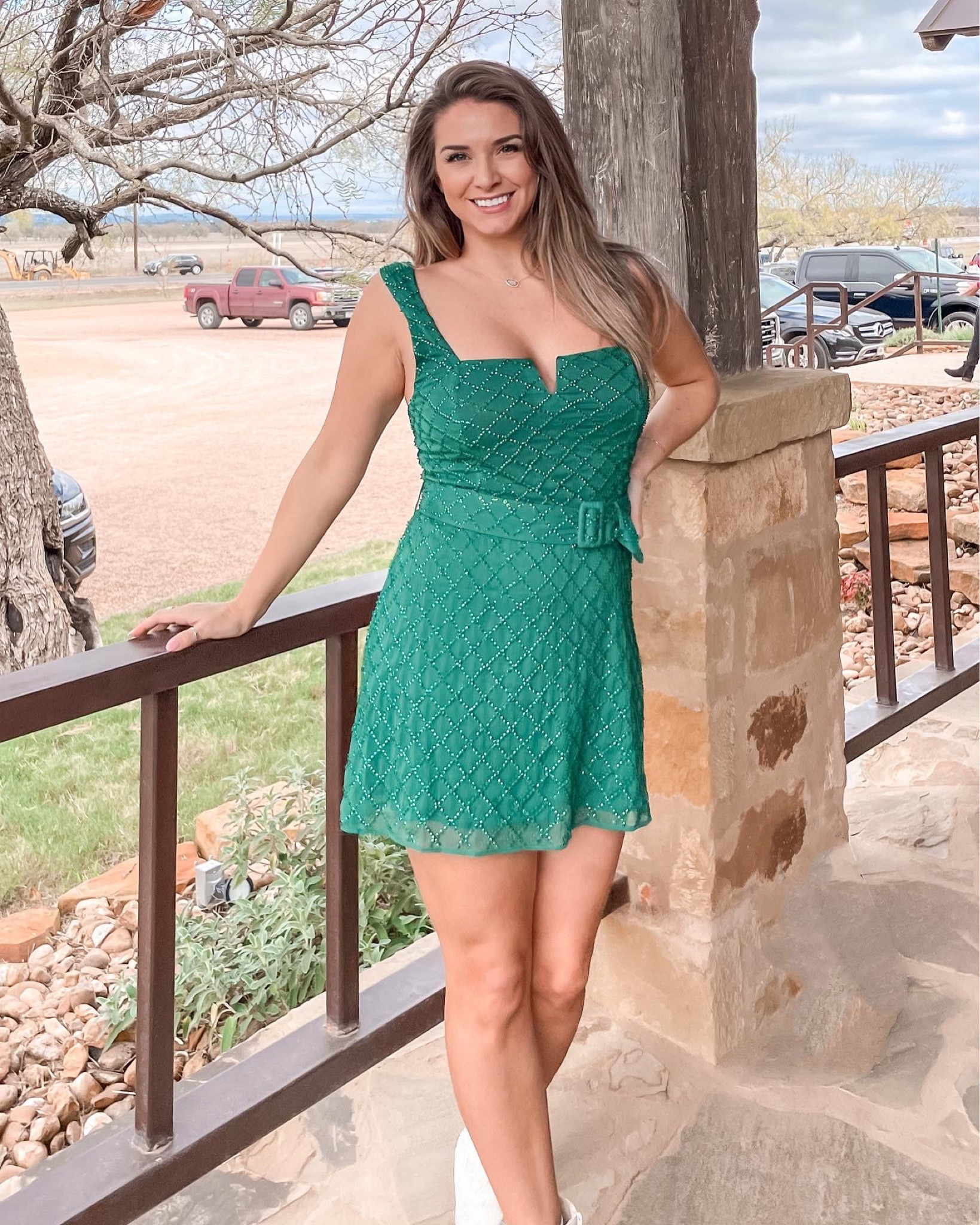 The perfect holiday dress from shoe me your Mumu 


#LTKsalealert #LTKHoliday #LTKSeasonal