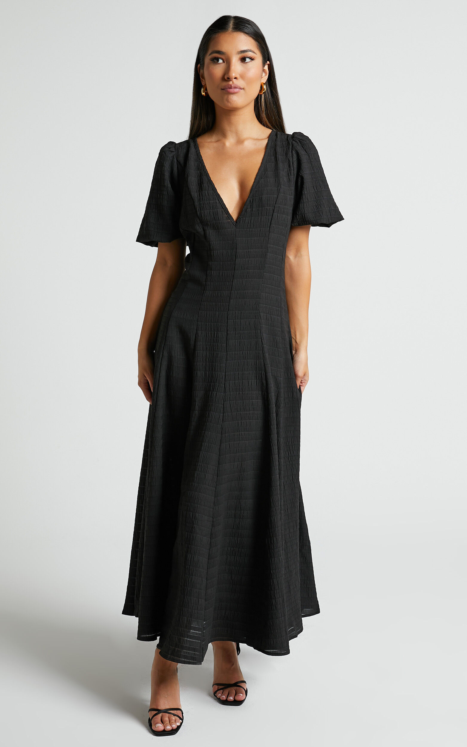 Jackelyn Midaxi Dress - Puff Sleeve V Neck Dress in Black | Showpo (ANZ)