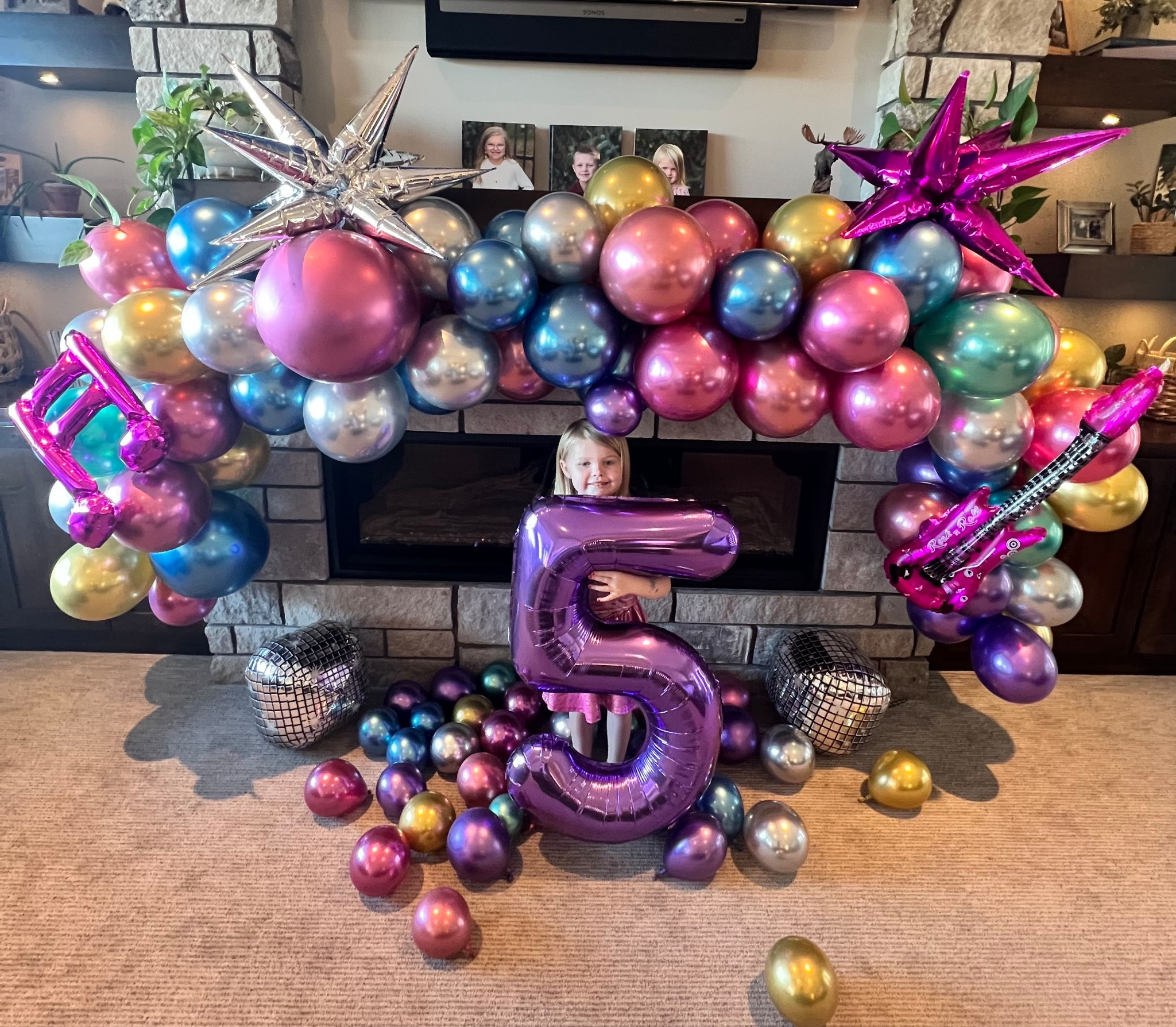 Balloon arch for 5 year old birthday party. K-pop demon hunter theme. 

#birthday #party #kids #kpop #demon #hunters #present #balloons

#LTKKids