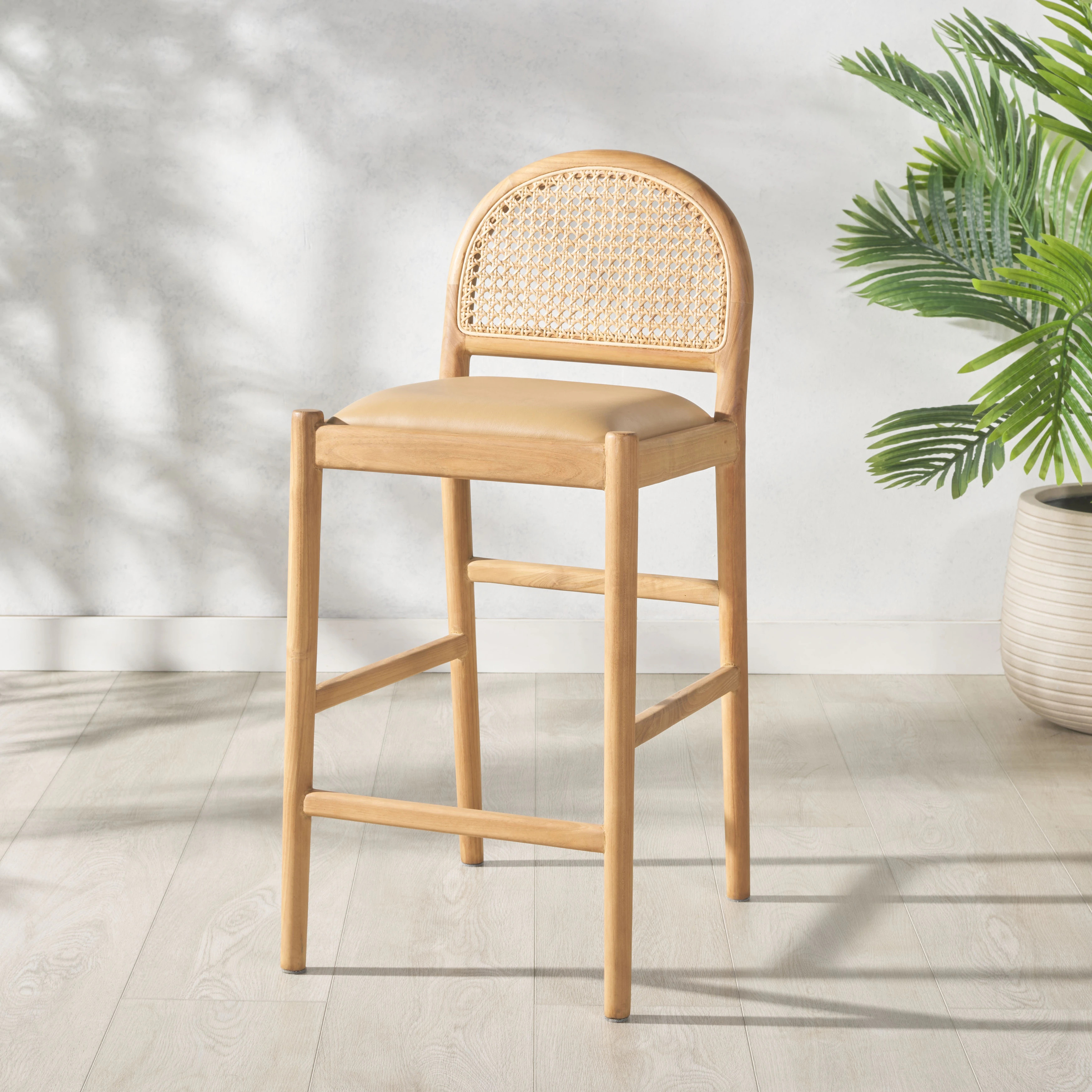 SAFAVIEH Couture Laylie Rattan And Leather 26-inch Counter Stool - 16"W x 20"D x 37"H - On Sale -... | Overstock