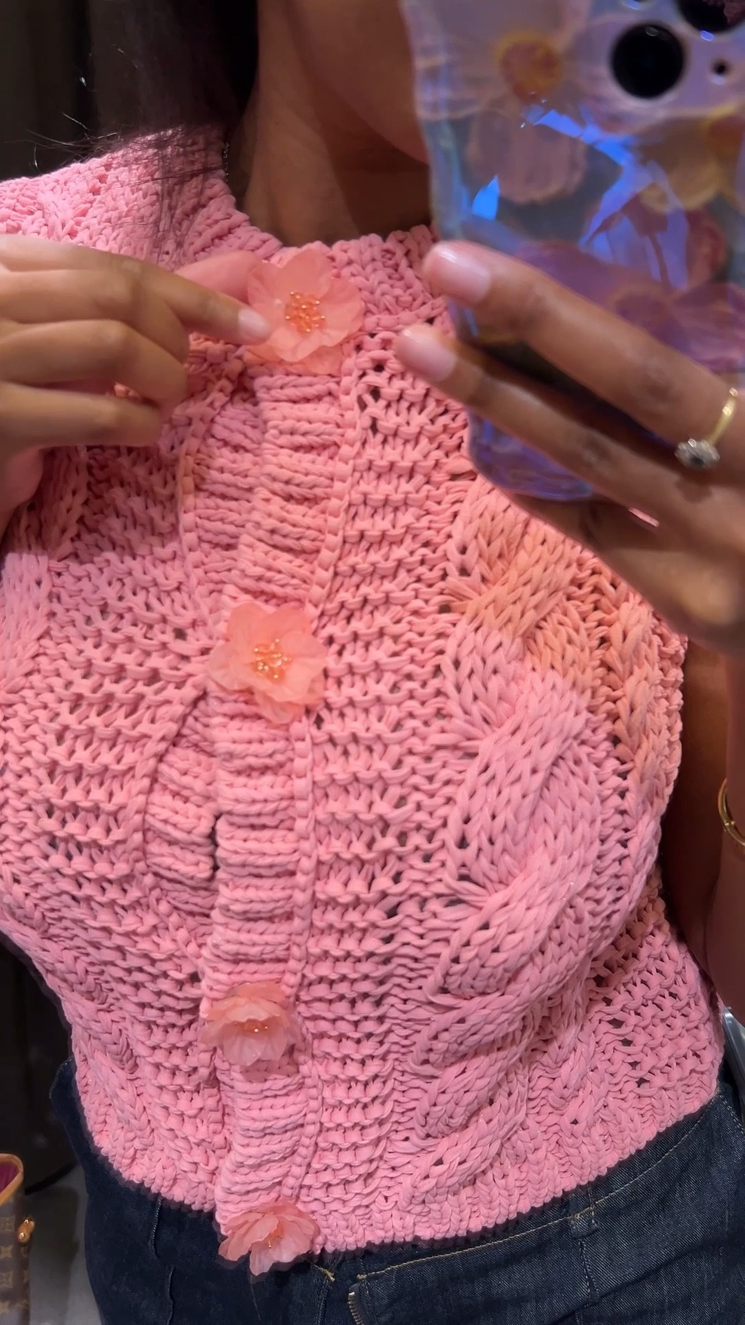 How pretty is this top💕🌸 so perf for Spring. Wearing a size M in both the top & the denim jeans😍 Spring outfit/cardigan/ootd/try on haul/zara finds/denim jeans