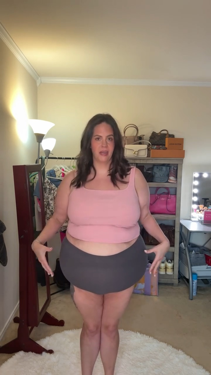 If you’re going to have something not nice to say about this video just move on. It’s not for you. This is for plus size women with apron bellies who have struggled for their whole like with uncomfortable underwear. These are the best plus size underwear if you have an apron belly! 


#plussizeapronbelly #apronbellyfriendly #apronbelly #apronbellybaddies #plussizeunderwear #plussize #plussizefashion #plussizestyle

#LTKPlusSize #LTKStyleTip