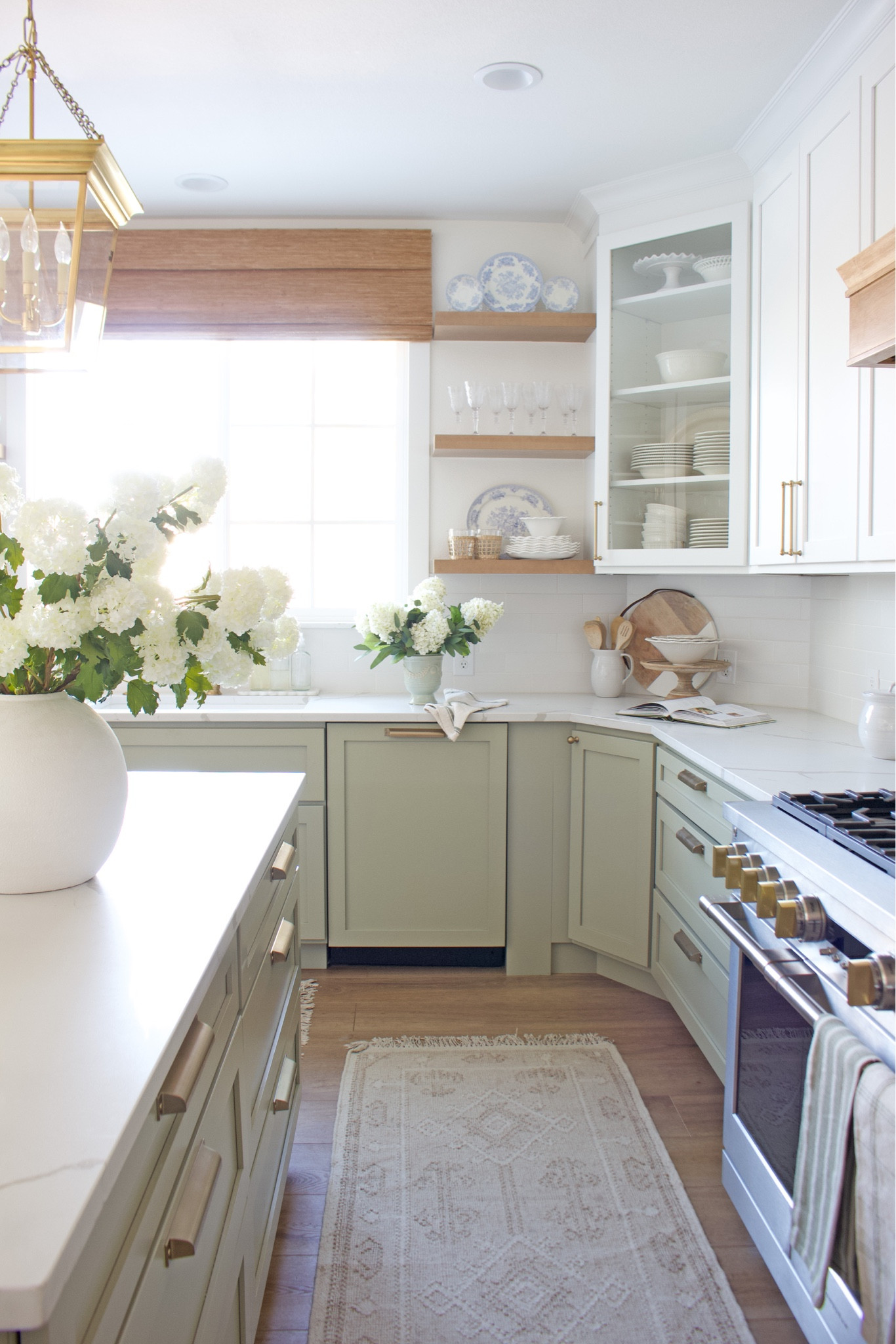 Kitchen is ready for Spring!🪴

#LTKHome