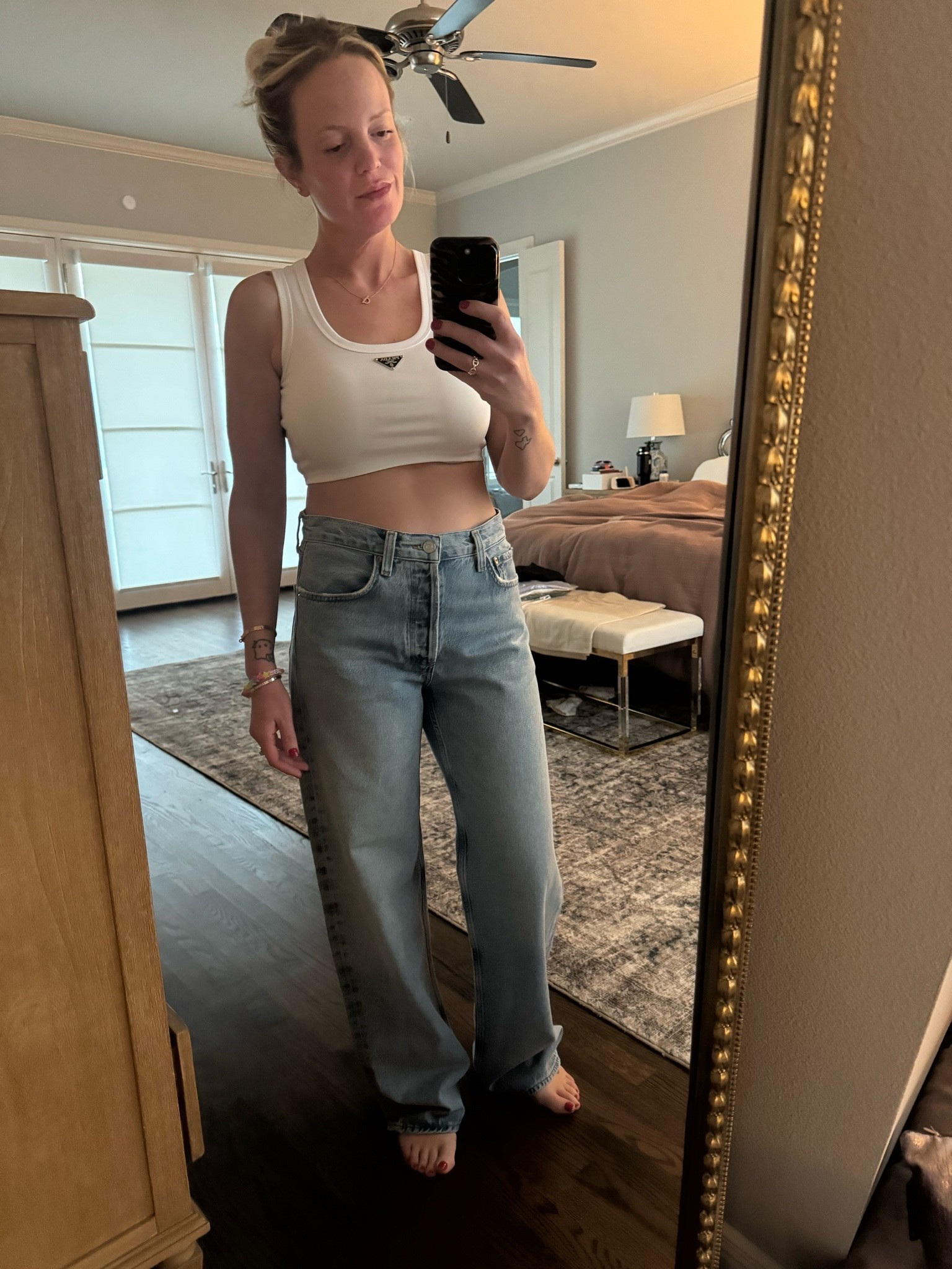 Agolde jeans did not disappoint! Sooo comfortable! Wearing a 27 but could have gone with a 26 I think too!

#LTKootd