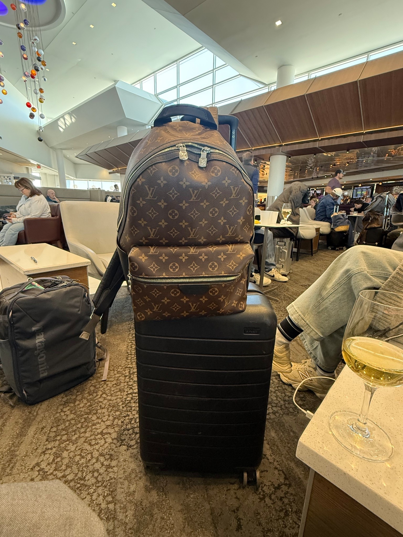 This is what a layover looks like. 

#LTKdayinmylife #LTKTravel #LTKOver40