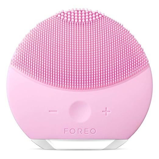 FOREO LUNA mini 2 Ultra-hygienic Facial Cleansing Brush All Skin Types Face Massager for Clean & ... | Amazon (US)