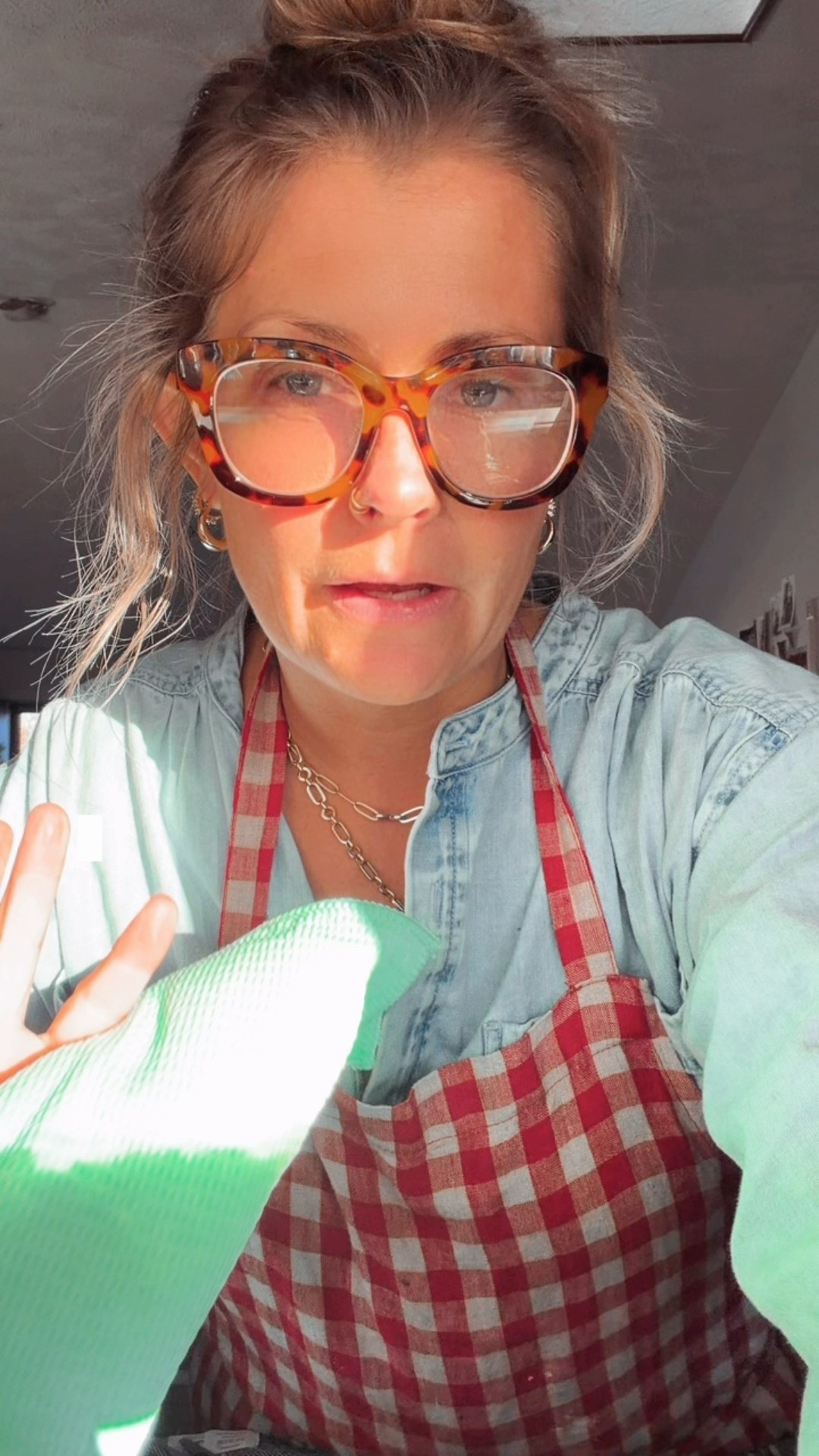 The best, best, best cleaning cloths I have ever used – chemical free

#LTKSaleAlert #LTKHome #LTKdayinmylife