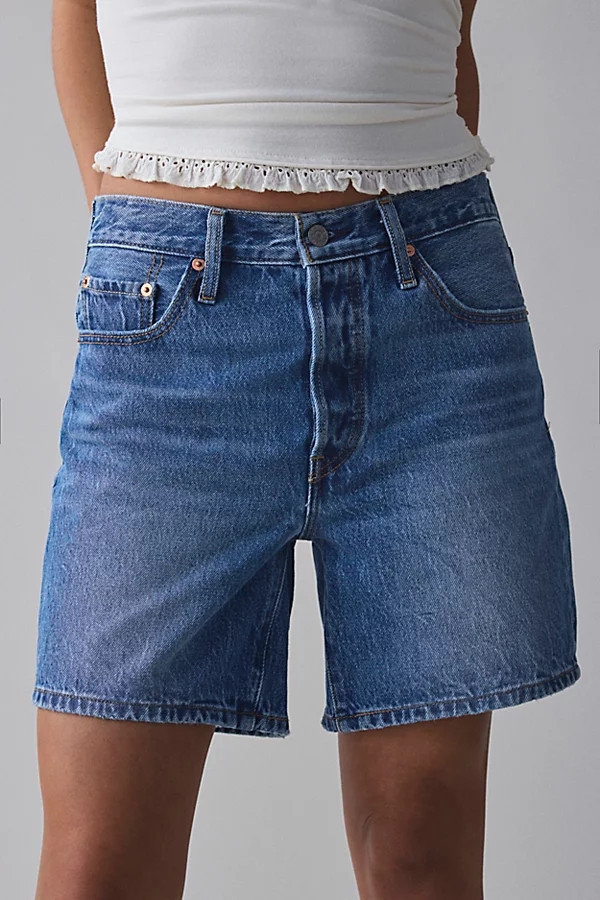 Levi's 501 Mid-Thigh Cutoff Denim Short in Blue Beauty, Women's at Urban Outfitters | Urban Outfitters (US and RoW)