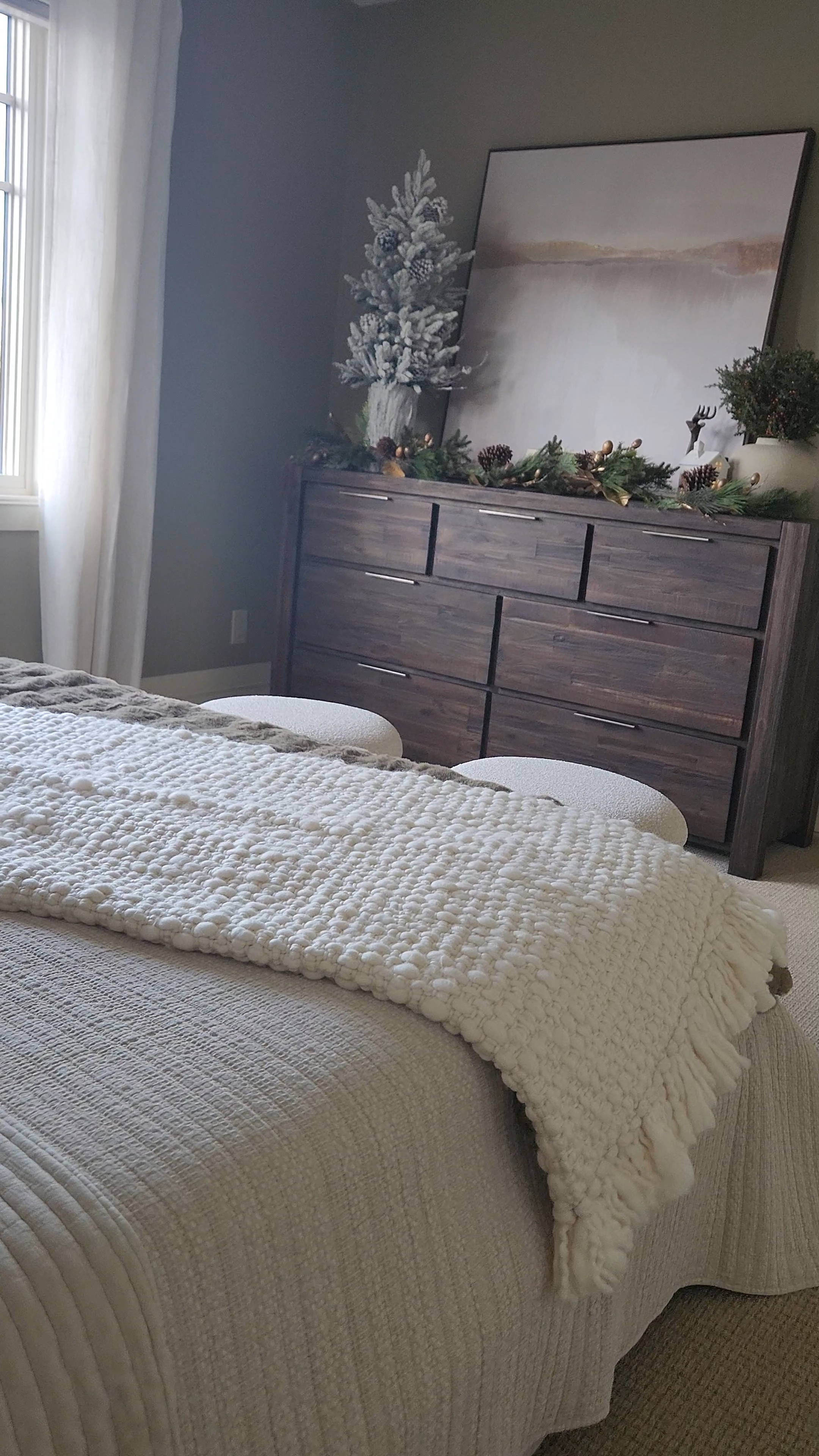 Wayfair’s Black Friday event starts NOW! Everything is up to 80% off with free shipping and you can shop all of your Christmas decor in the comfort of your home! You can find all links to shop this bedroom decorated for Christmas below and don’t forget to follow my shop for more Christmas decor ideas that I am finding at #Wayfair!

@Wayfair, #Wayfair, #WayfairPartner #Blackfriday #blackfridaysale #blackfridayhome #Christmasdecor #bedroom #bed #bedding #Christmasdecoratingideas #dresser #garland #knitthrow #fauxfur #nightstand #tablelamp #bedding #winterhome

#LTKHome #LTKSaleAlert #LTKHoliday