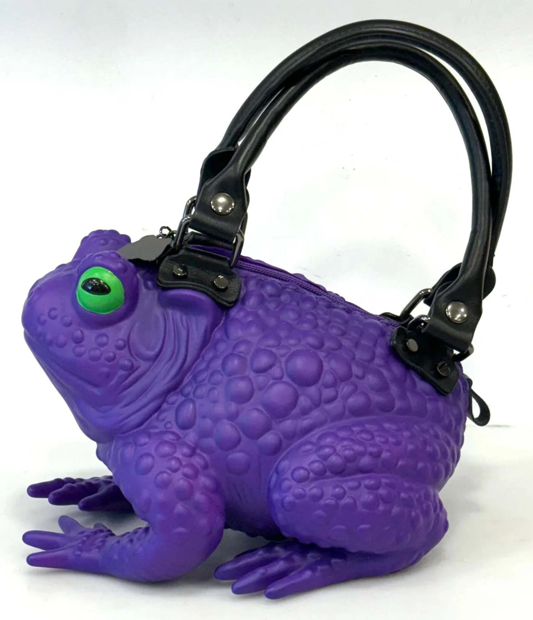 Windy Willow Dark Purple Toad Bag | UniqueVintage