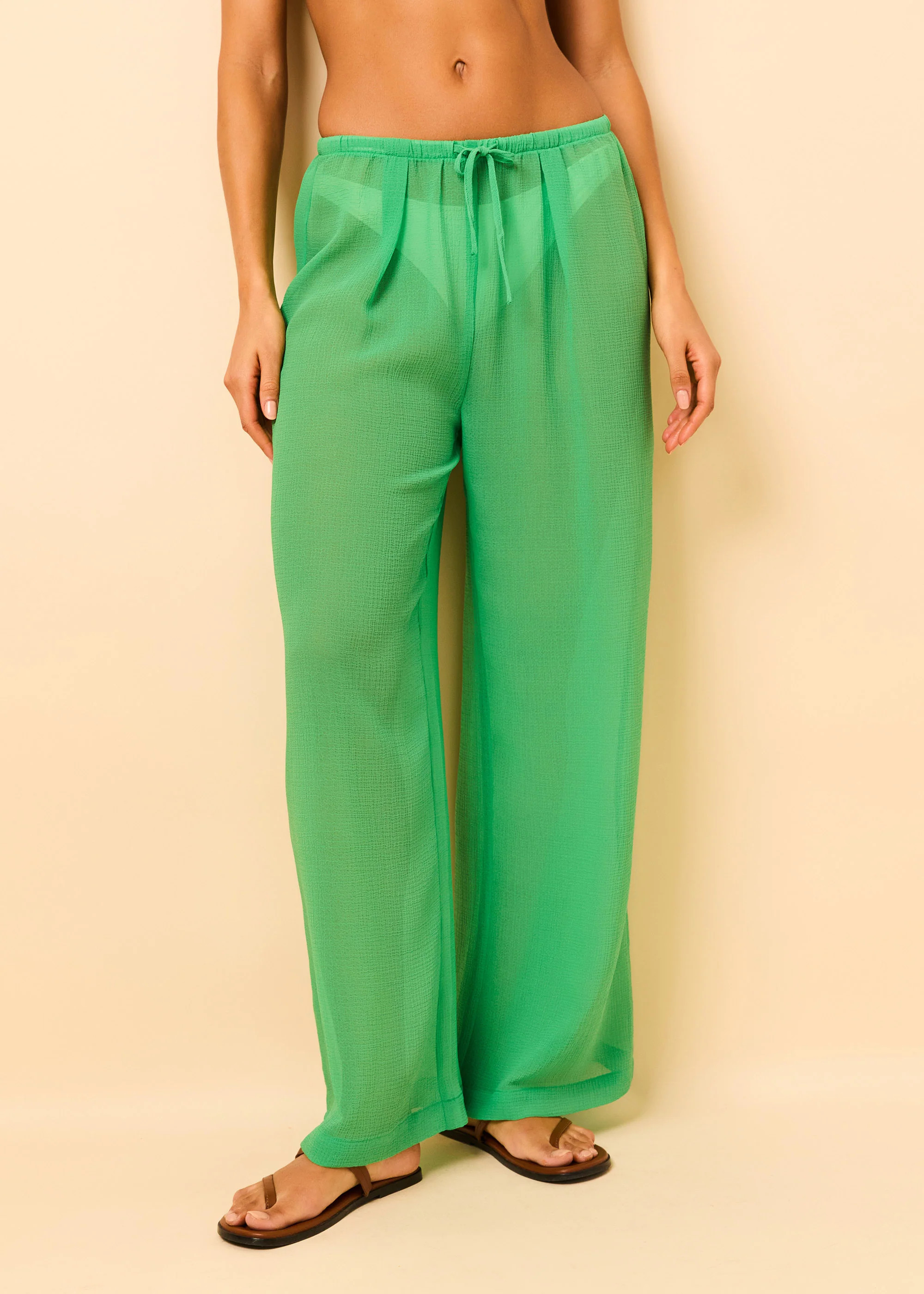 Ashling Pant Crinkle Sheer Turtle Green | Solid & Striped