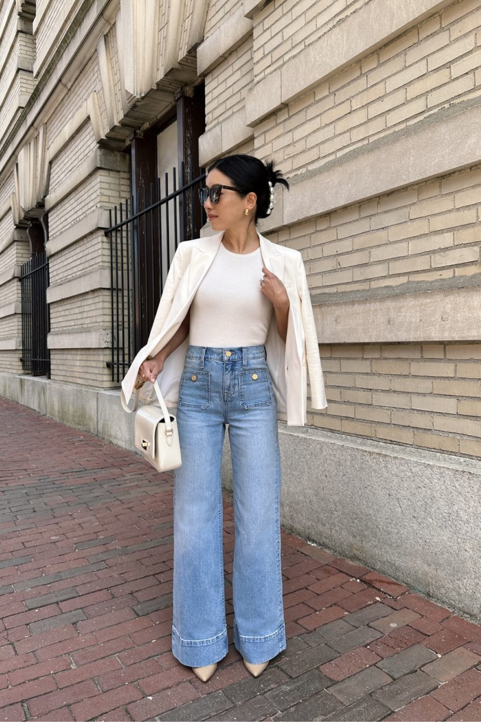 Jcrew trouser jeans are back in some sizes! These come in several different washes.

J.Crew jeans 23P - I’m usually a 00 petite in J.Crew pants and size down to 23 petite in trouser jeans for a snug fit. 

Note that these are long, I wear with 3+ inch heels.

•J.Crew blazer - old, similar linked
 
•J.Crew bag - old, similar linked 

•Sam Edelman pumps

•$15 Nordstrom sunglasses 

•Amazon pearl hair clip 

#LTKStyleTip