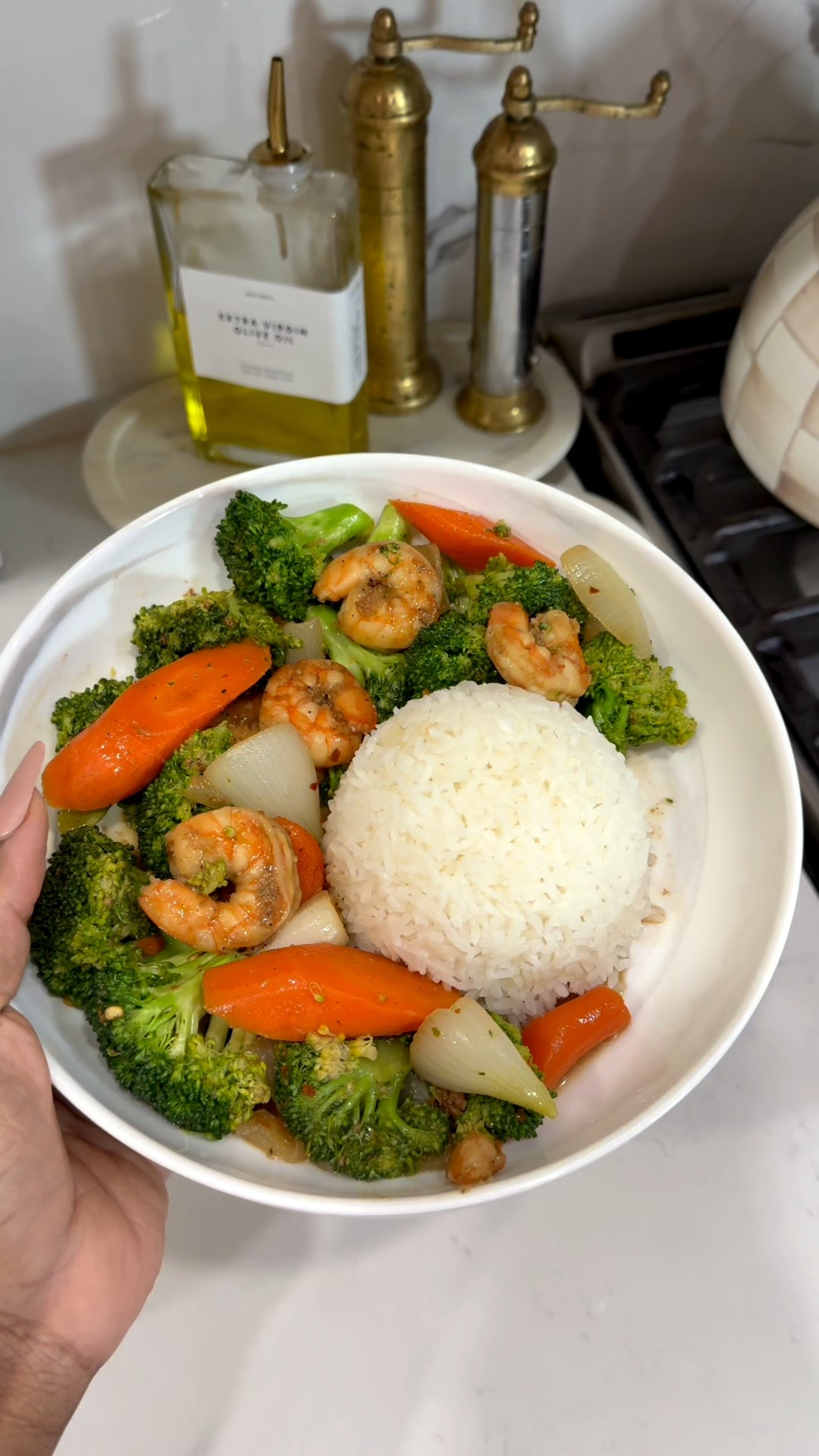 Easy dinner idea 🍤🥦  let’s make shrimp broccoli! One of the family’s favorite 

#LTKmomlife #LTKHome #LTKdayinmylife