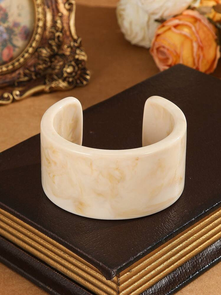 1pc Boho Style Ivory Open Cuff Resin Bangle Bracelet For Women, Suitable For Vacation Party | SHEIN