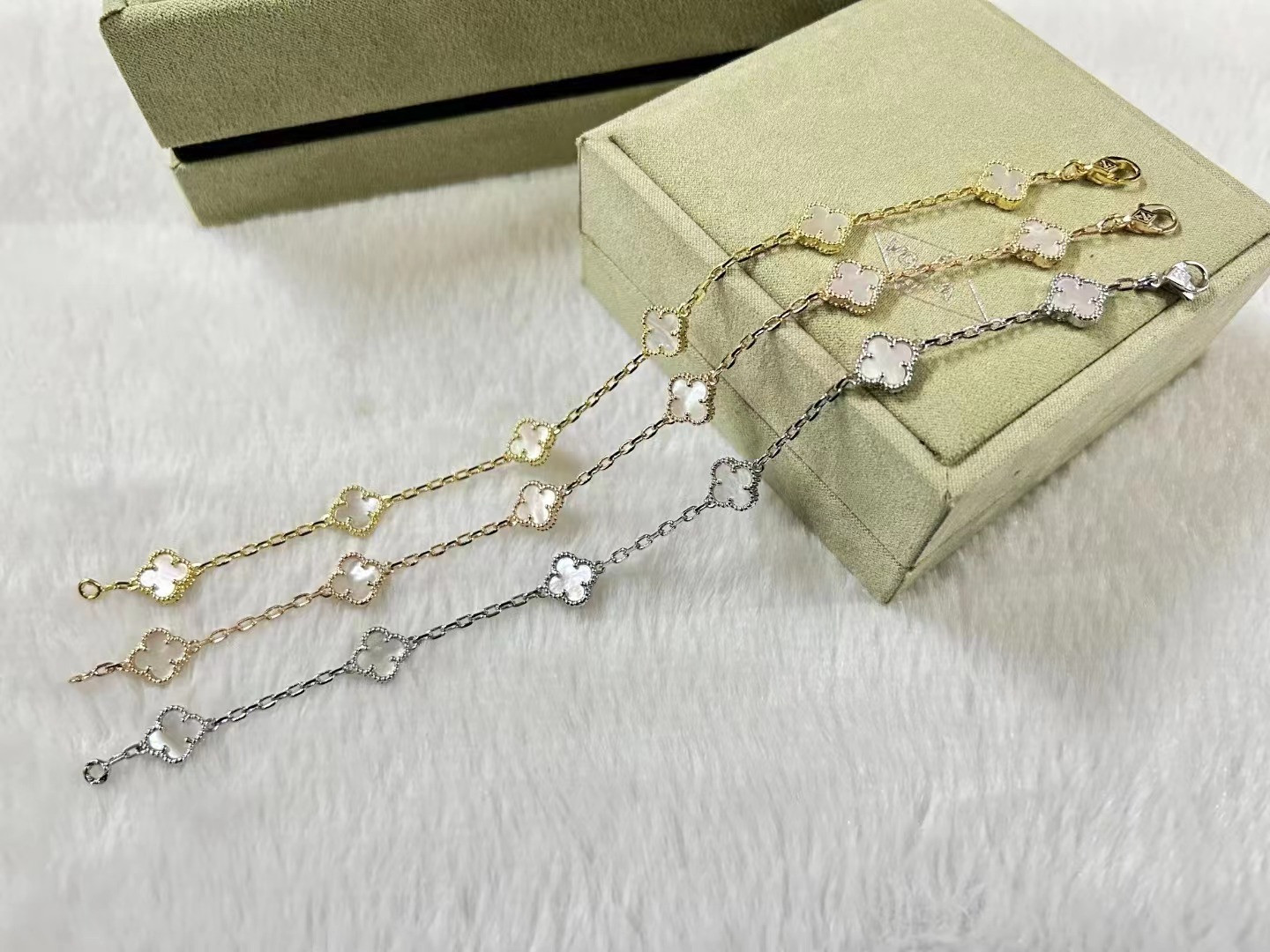 Necklaces Van Cl-eef Ar-pels Super Four Le-af Party Necklace 10 Flower Chain Seiko Edition Clover... | DHGate