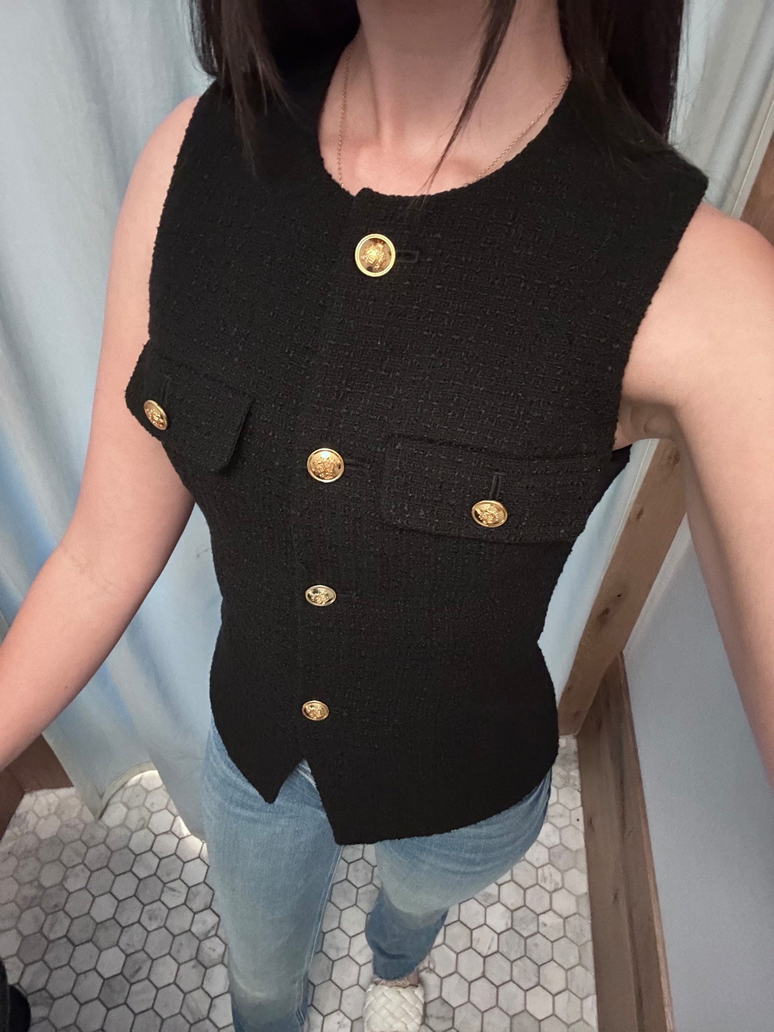 Aritzia Finds ✨🤍

Button down vest 

#LTKSpringSale #LTKootd #LTKgrwm