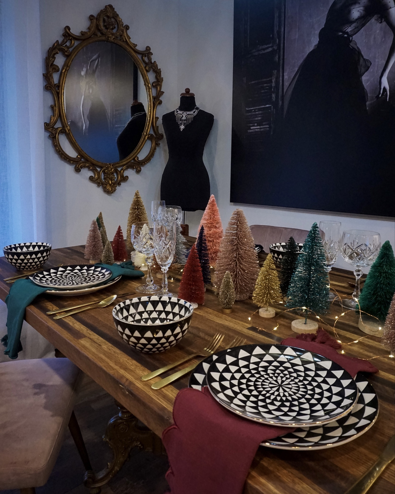 Holiday Dinner Party Tablescape / Table setting / Christmas party / holiday party / Christmas decor / Walmart home 

#LTKparties #LTKHoliday #LTKhome