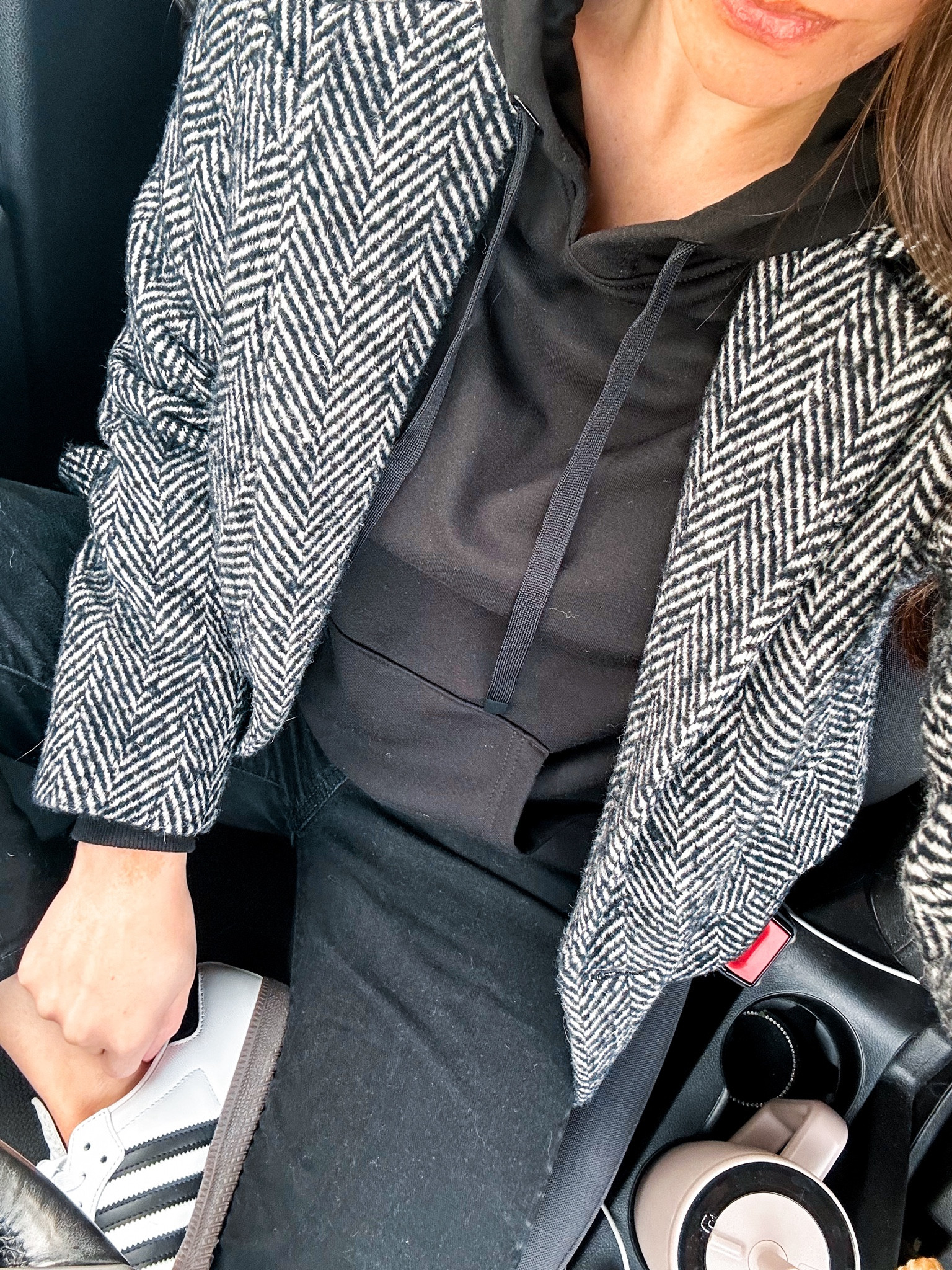 Outfit details! Blazer XS 
Denim tts short 
Shoes tts 
Hoodie XS 

#LTKFindsUnder50 #LTKStyleTip #LTKPetite