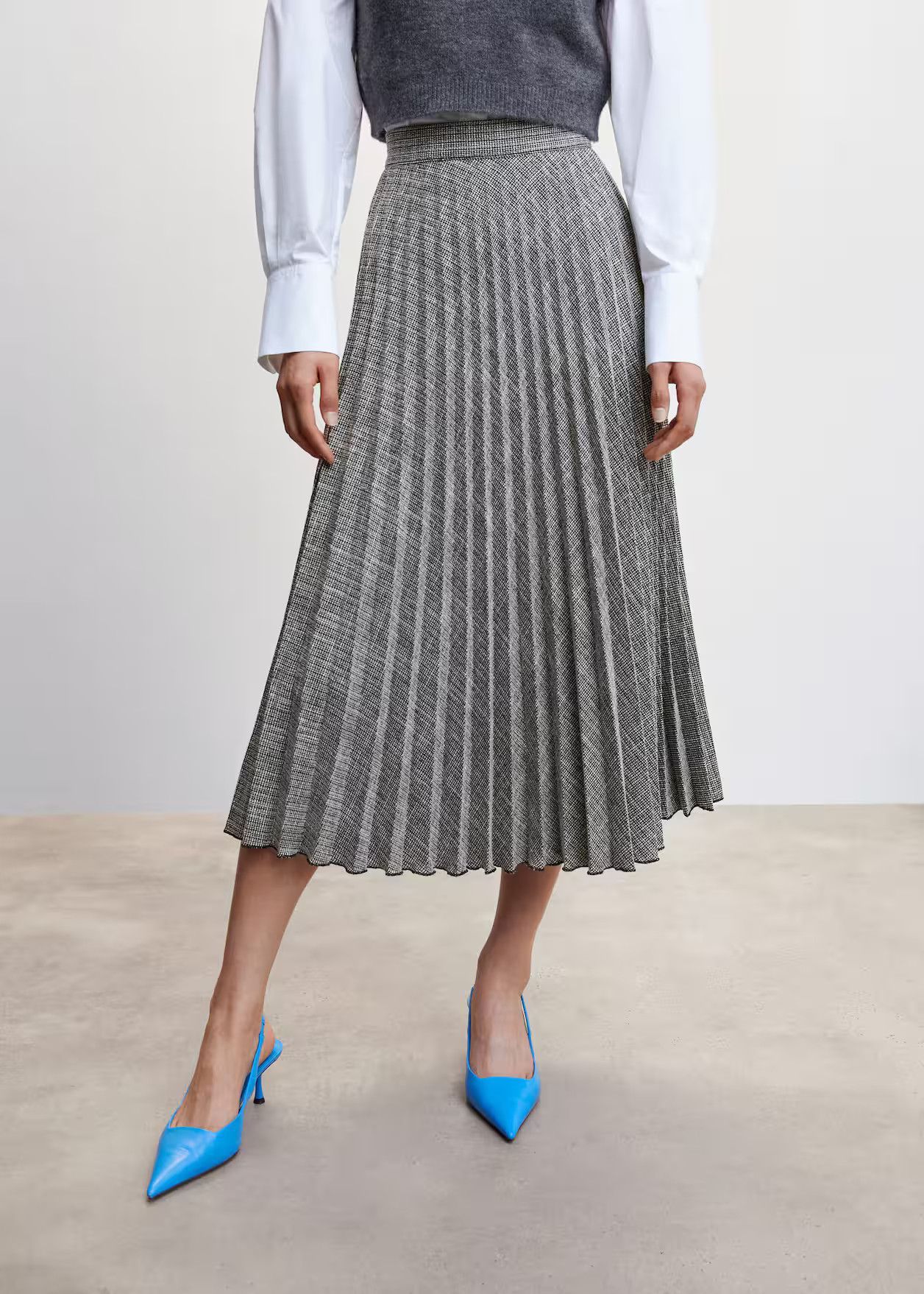 Pleated midi skirt -  Women | Mango USA | MANGO (US)