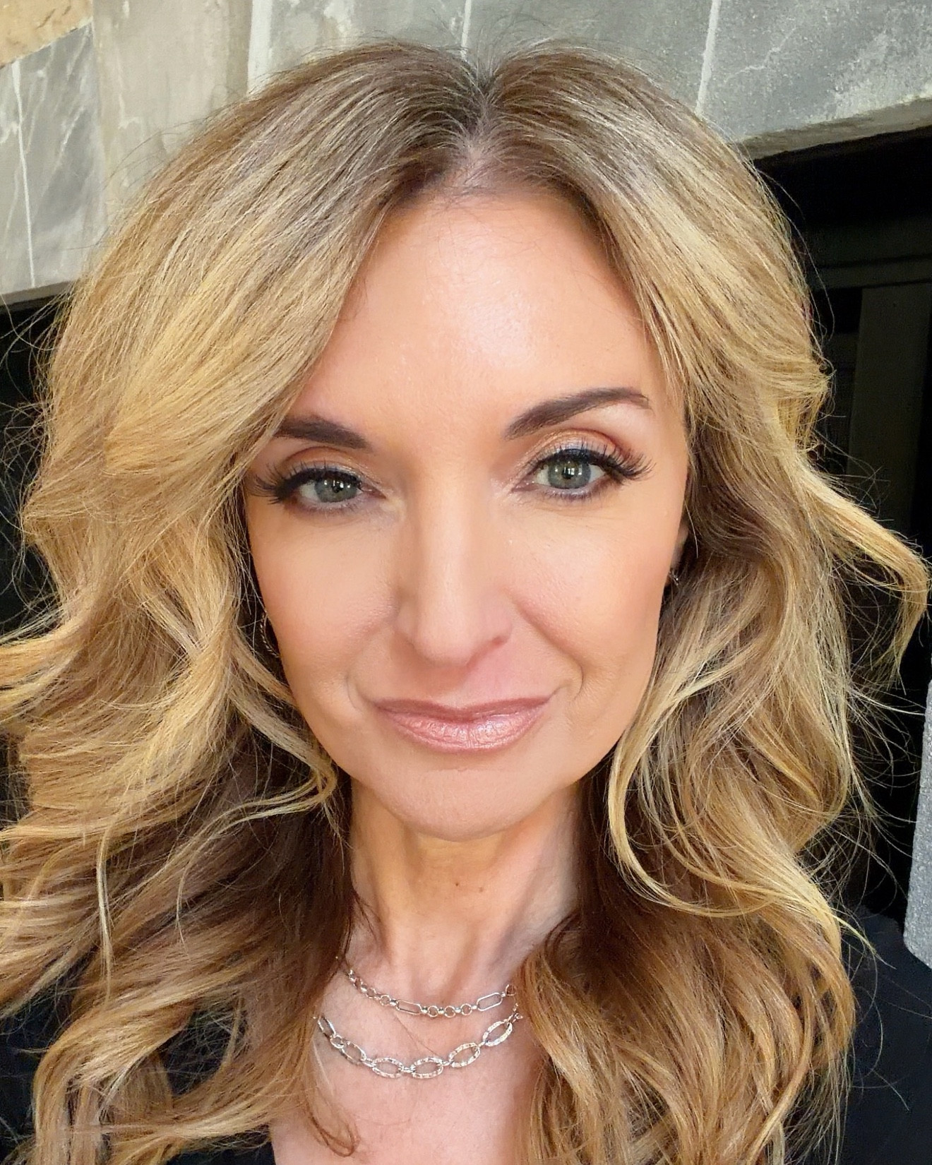 Early access to Christian James jewelry before the show on @QVC tonight! 
Check out all of the stunning silver and gold-clad jewelry tha will launch at 7pm tonight..but that you can shop now! 

My favorite is the hoop at the end…
