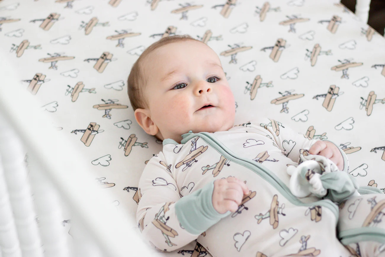 PLANE FUN DREAM CRIB SHEET | Dream Big Little Co.