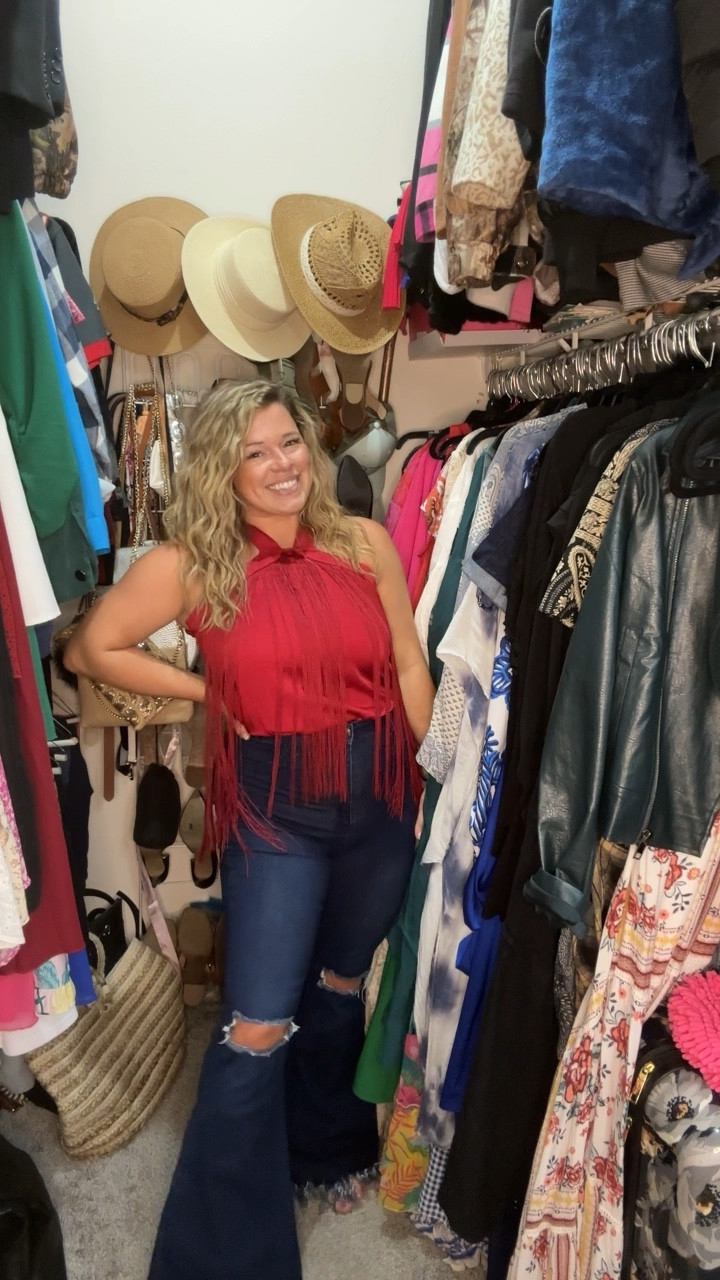 This fringe top is so fun to style for the holiday season. It can be paired with skirts, pants or shorts. I ordered a size large in this top and it fits a bit tight so if you are in between sizes then size up unless you prefer a tighter fit.

Fringe top
Fringe shirt
Halter top
Midsize style
Midsize fashion
Midsize blouse
Holiday outfit idea
Holiday top
Christmas season
Tailgate top
Tailgate outfit
Amazon find
Amazon top#LTKstyletip#LTKHoliday

#LTKSeasonal