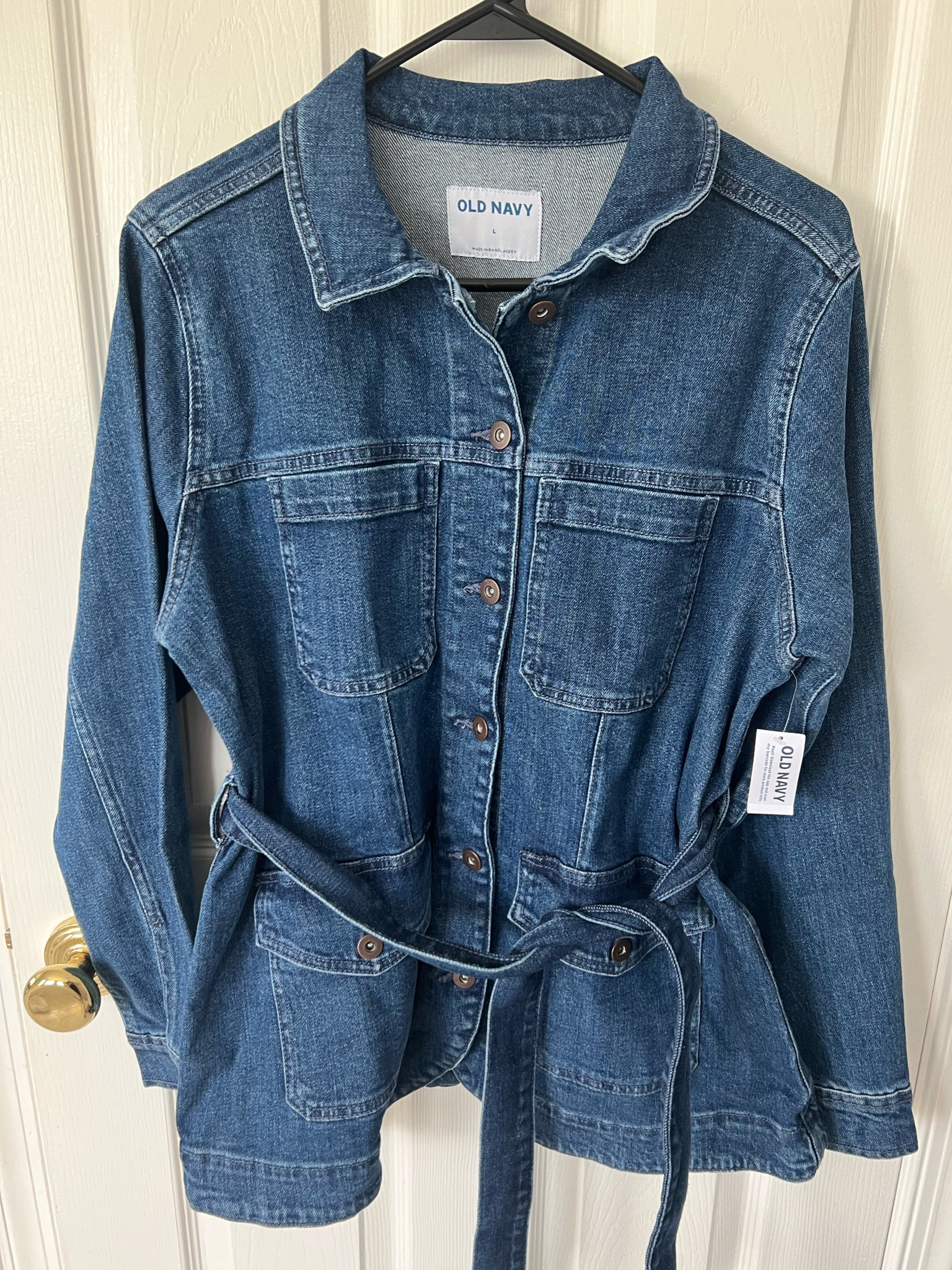 Long Jean Jacket with Belt 
Perfect for fall! 

#jean #jeanjacket #long #tall #denim #oldnavy #fall #falloutfit 

#LTKSeasonal #LTKFind #LTKunder100