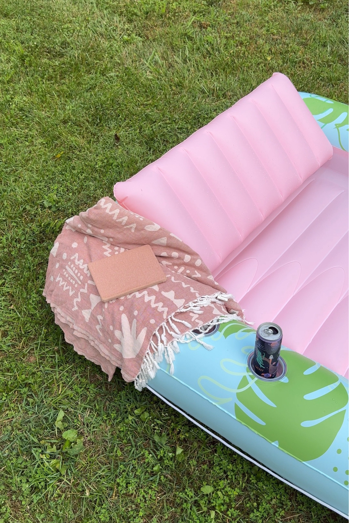 The perfect summer tanning setup ☀️🐚🌴

#LTKSeasonal