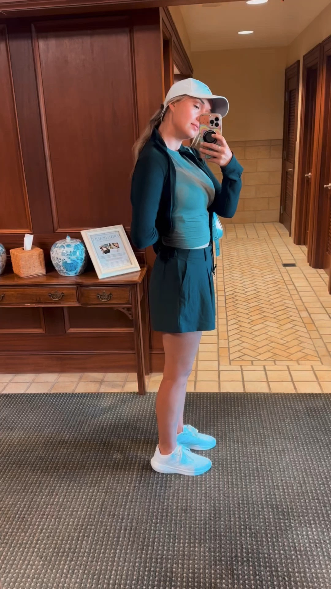 These shorts are sooo flattering.. good for golf & just life! 