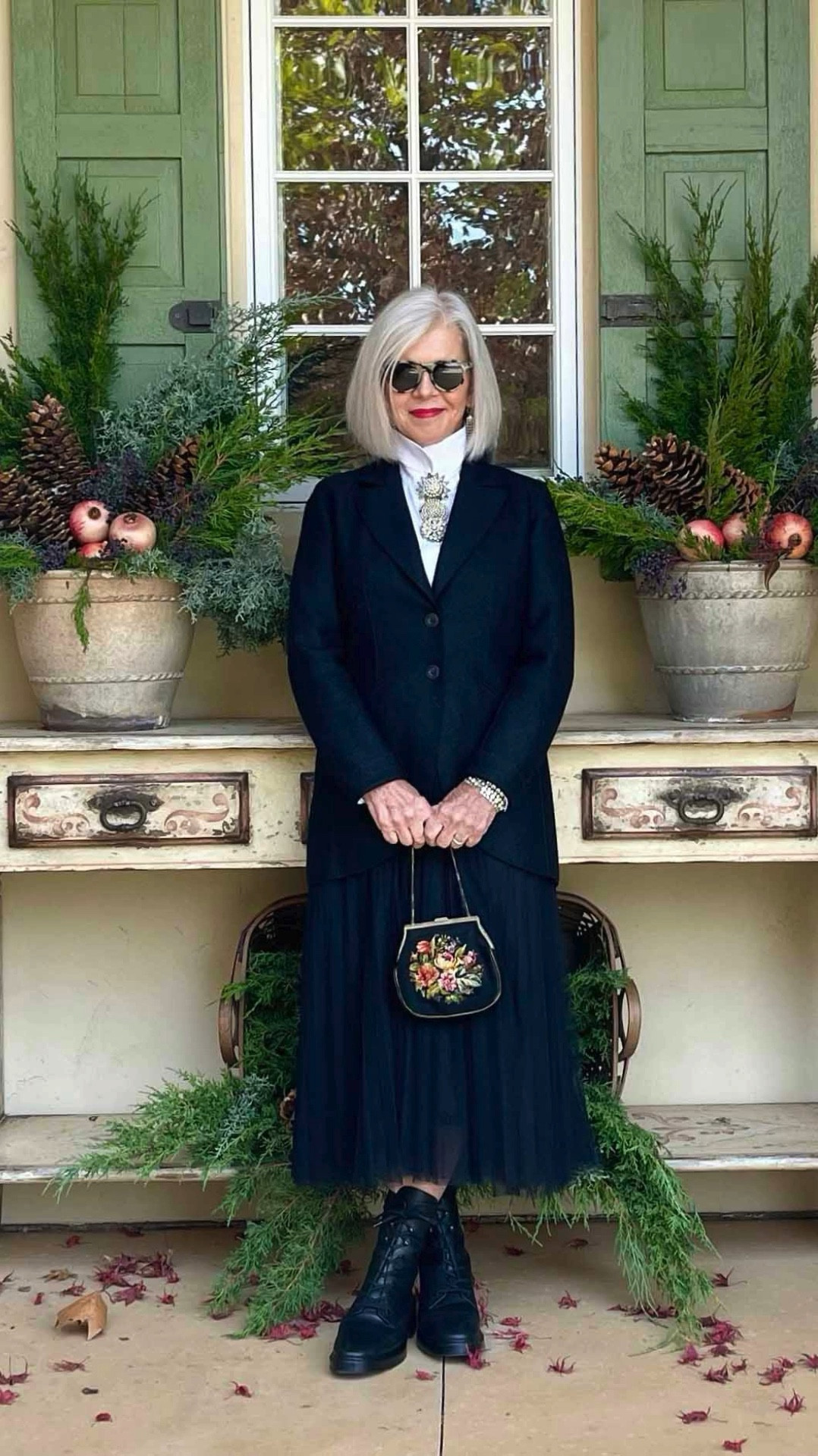 Festive Holiday Outfits for Women Over50
#holidayoutfits #holidayattire

#LTKHoliday #LTKStyleTip #LTKSeasonal