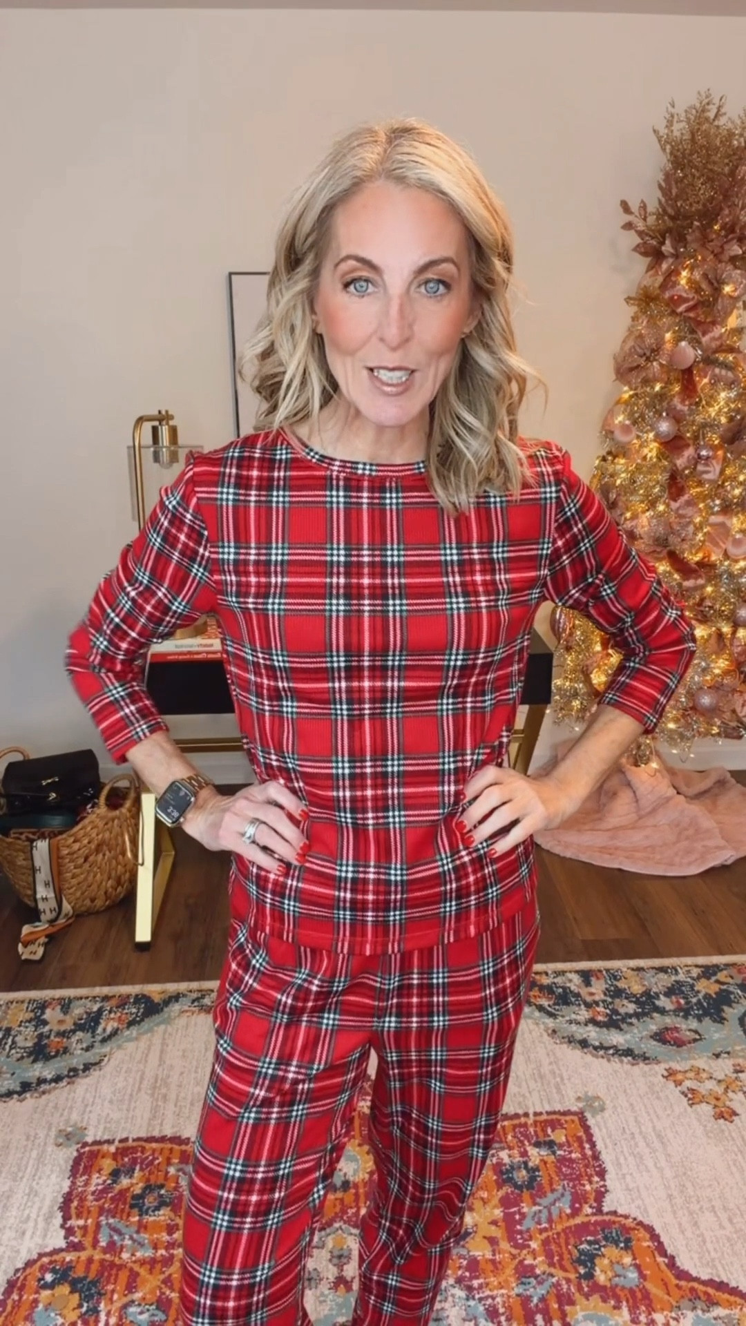 This cozy Walmart knit set is that good. I loved it so much in navy that I went back and grabbed it in red—and I’m so glad I did. It’s incredibly comfortable, still in stock, and easily carries you straight into Valentine’s Day. ❤️

Both pieces are under $25 (under $30 total!), and I’m wearing a size small in both. Cute, cozy, affordable, and perfect for everyday wear—this is one of those sets you’ll reach for again and again.