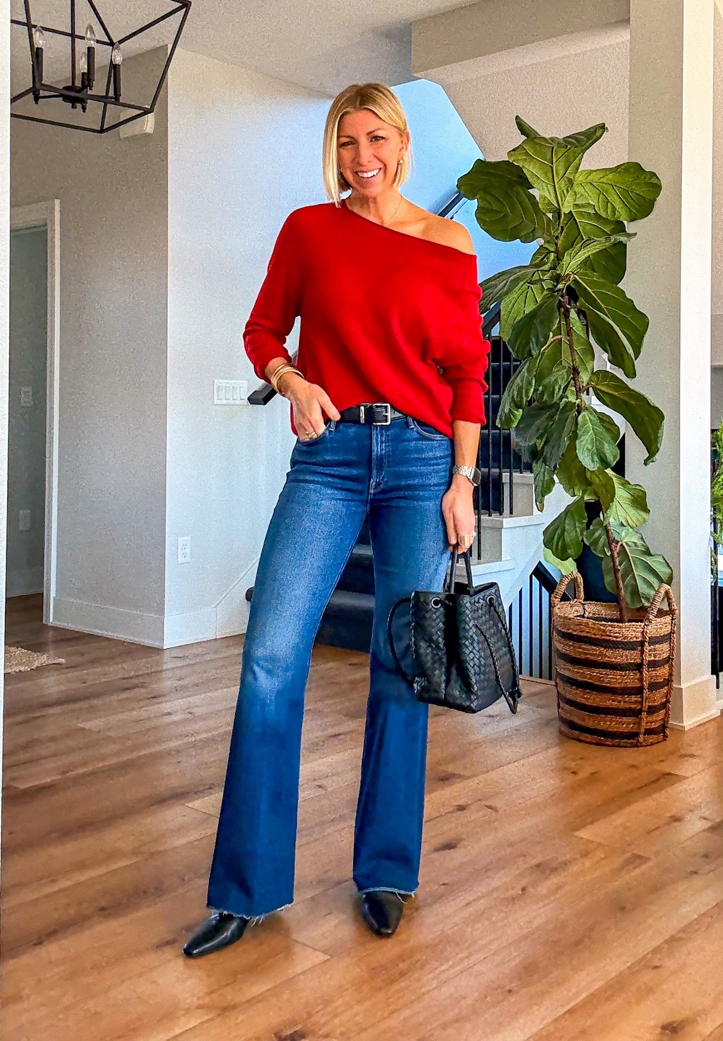 Red cashmere quince sweater paired with the flare dark wash jeans = perfect fall outfit 

#LTKOver40 #LTKSeasonal #LTKStyleTip