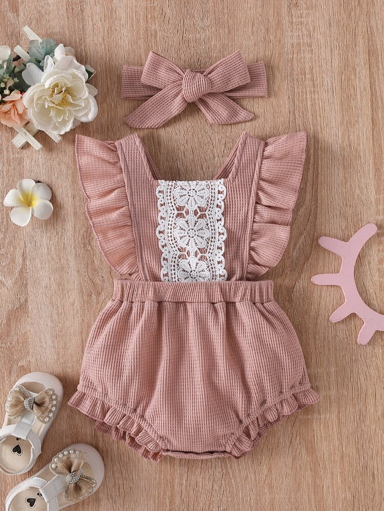 Baby Contrast Guipure Lace Ruffle Trim Waffle Knit Bodysuit & Headband | SHEIN