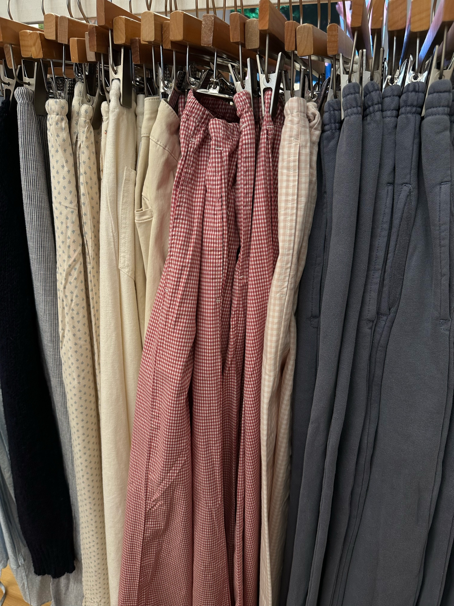 John Galt pants at PacSun 🌞

#LTKStyleTip #LTKFindsUnder50