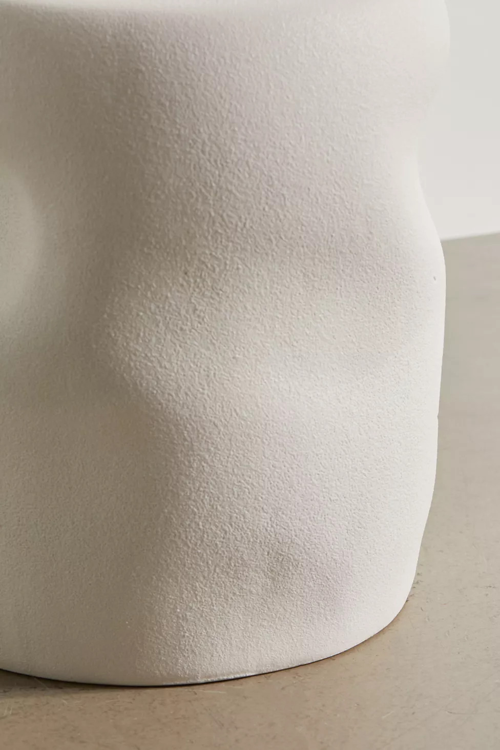 Isla Ceramic Side Table | Urban Outfitters (US and RoW)