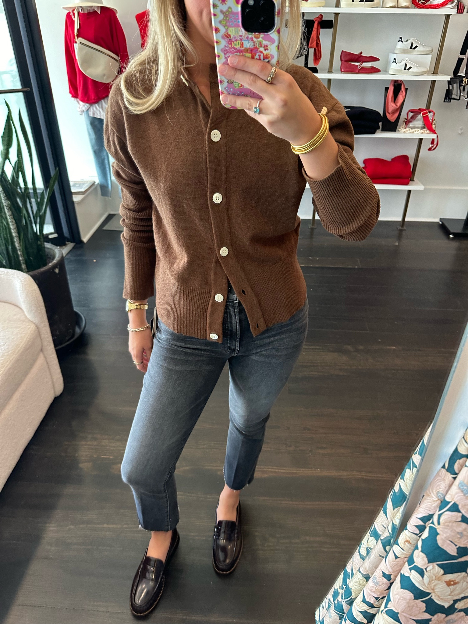 Whole look is Lola Boutique !!!! Obsessed w this brown sweater 