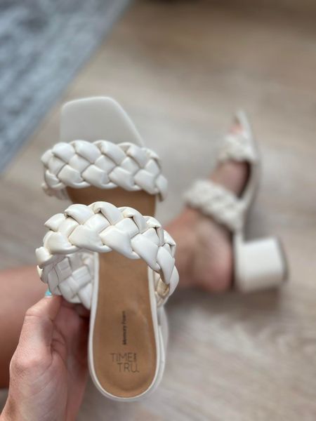 Walmart braided heels

Fits TTS

Shoes  sandals  footwear  spring fashion  spring outfits 

#LTKstyletip #LTKshoecrush #LTKSeasonal