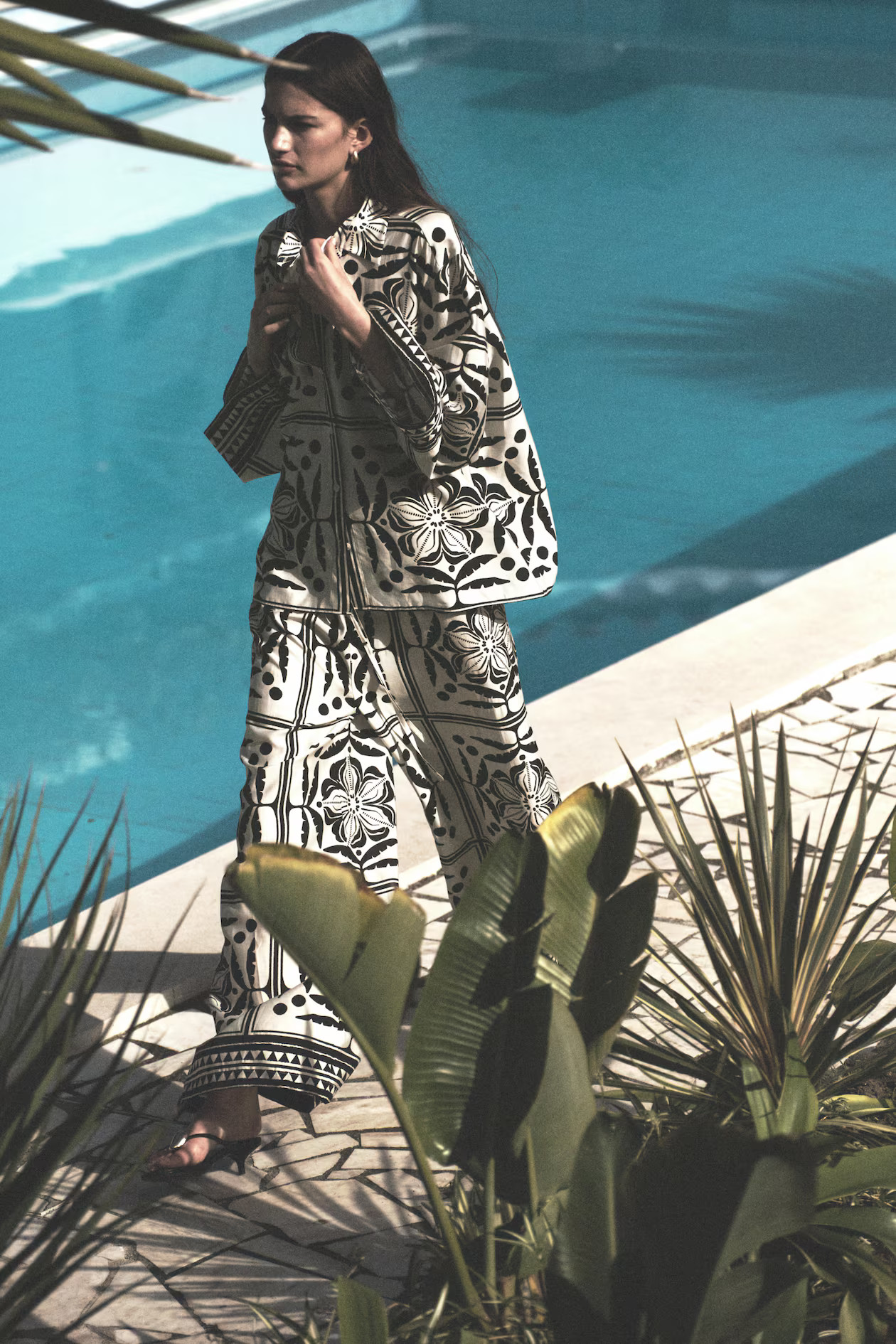 Wide drawstring trousers - White/Paisley-patterned - Ladies | H&M GB | H&M (UK, MY, IN, SG, PH, TW, HK)