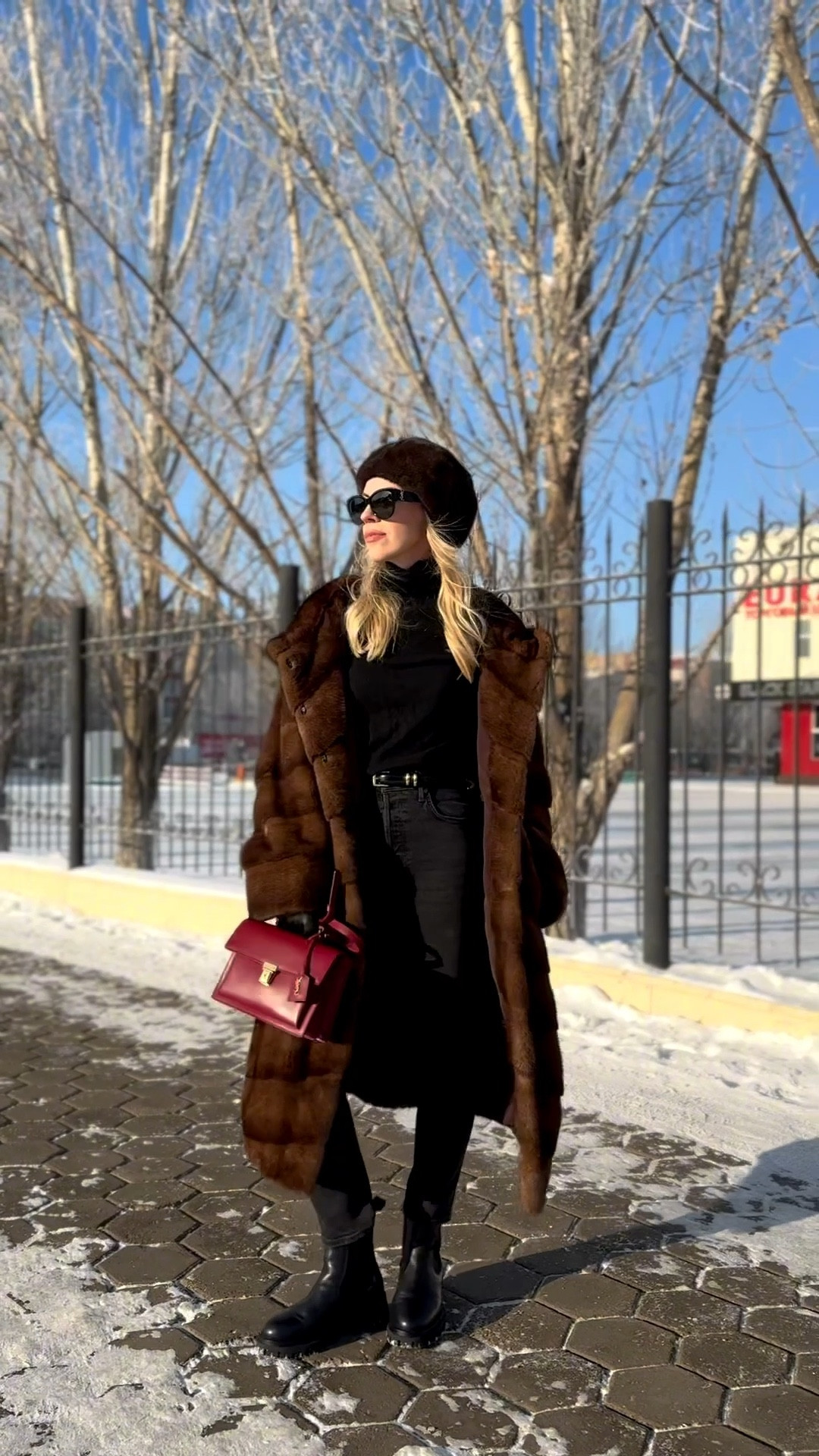 Brown fur coat outfit, black and brown outfit idea, all black outfit with brown coat, AGOLDE straight slim jeans, fur hat, holiday shopping look 

#LTKSeasonal #LTKOver40 #LTKHoliday