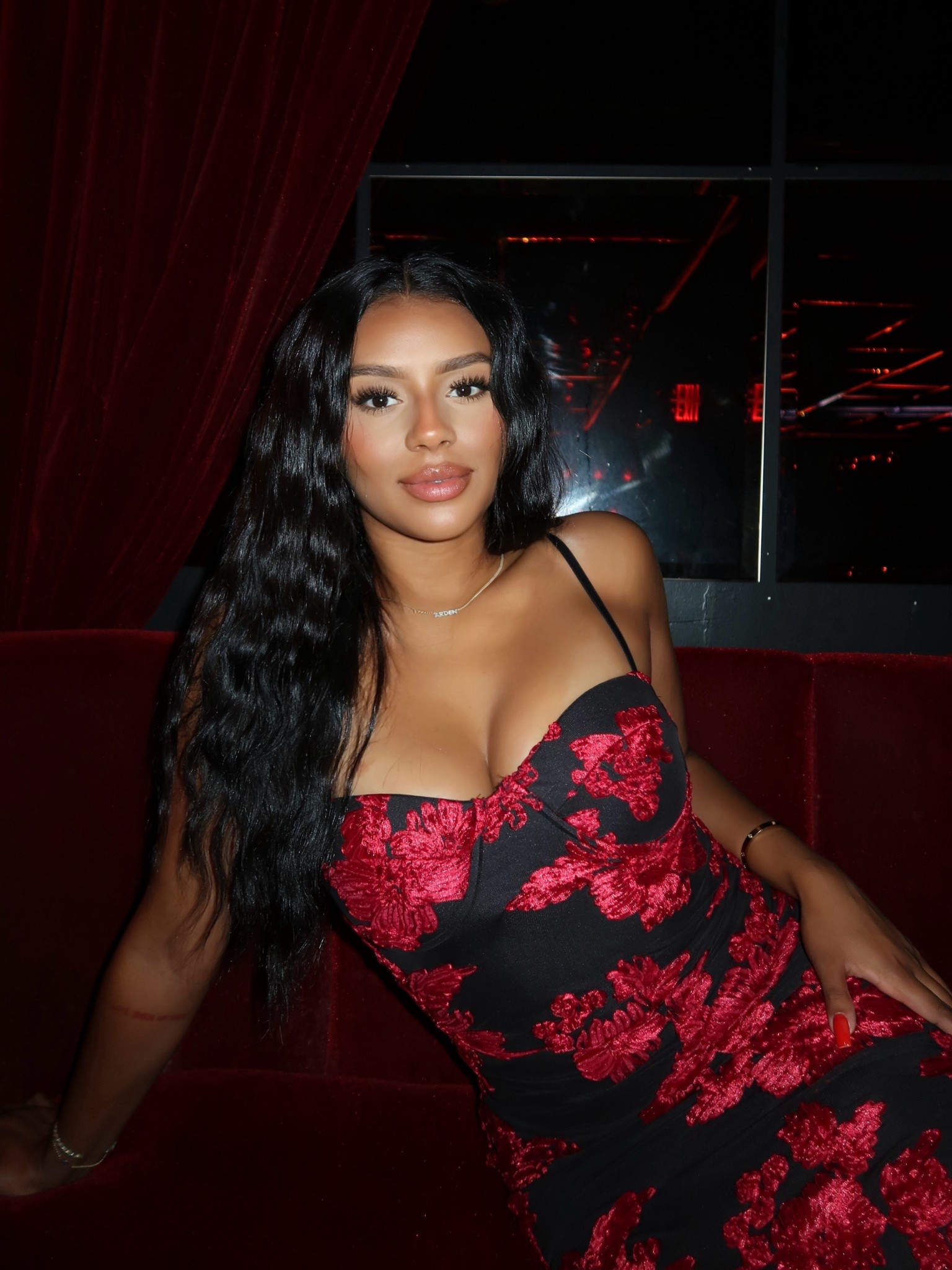 Kat Floral Maxi Dress - Black/Red | Size Medium | Sexy Date Night Outfit 

#KatFloralDress #MaxiDress #DateNightLook #SexyOutfit #BlackAndRed #FloralDress #EveningWear #ChicStyle #SizeMedium #NightOut #FashionGoals #OOTD #RomanticLook#fashionnova